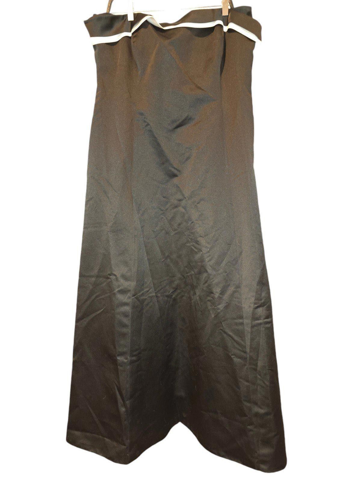 Designer Elegant Michaelangelo Black & White Strapless Gown - Size 20 Size 3XL / US 20-22 - 1 Thumbnail