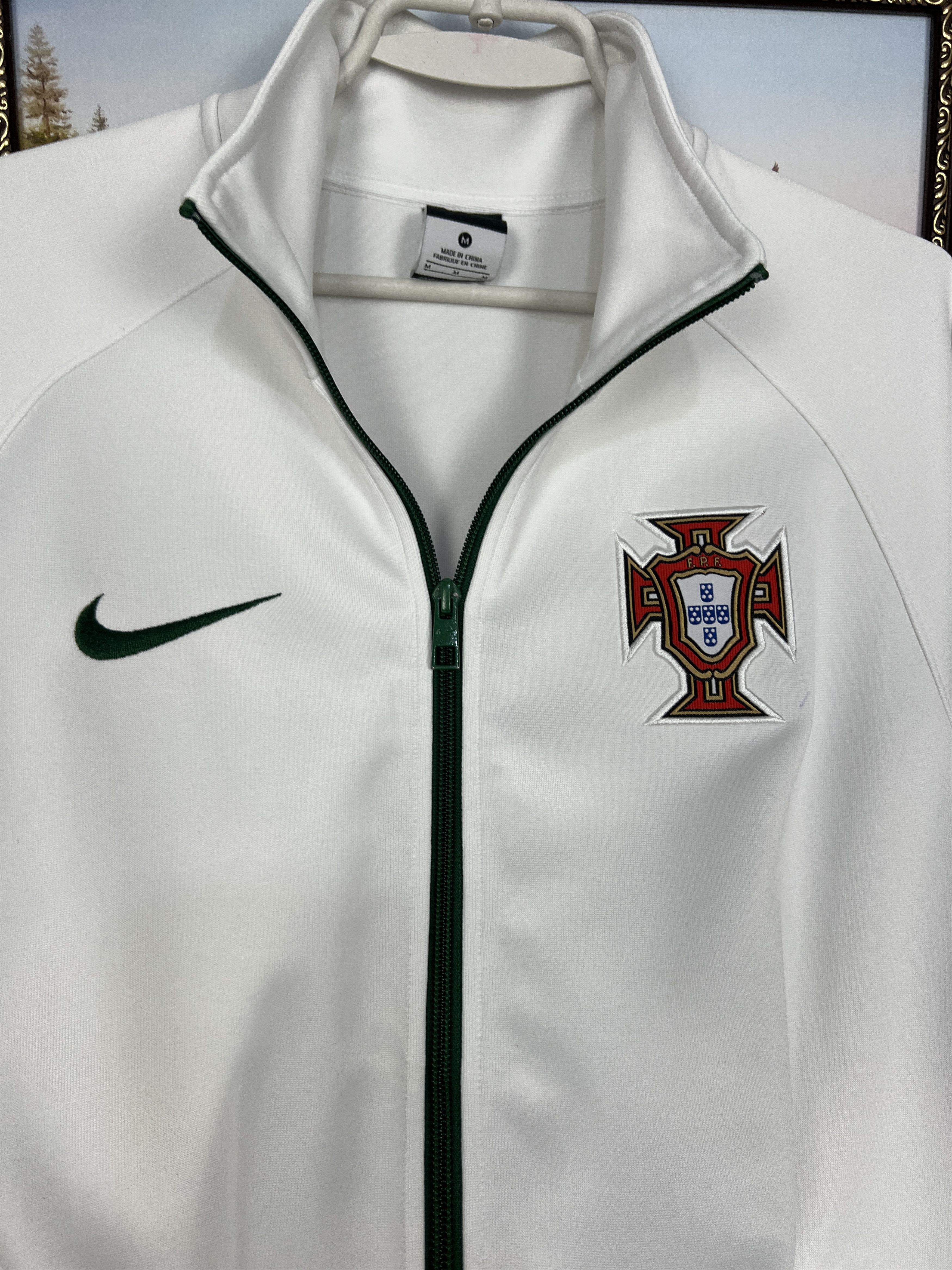 Nike Vintage Nike Portugal Football Jacket Soccer Track Top Zip Size US M / EU 48-50 / 2 - 3 Thumbnail
