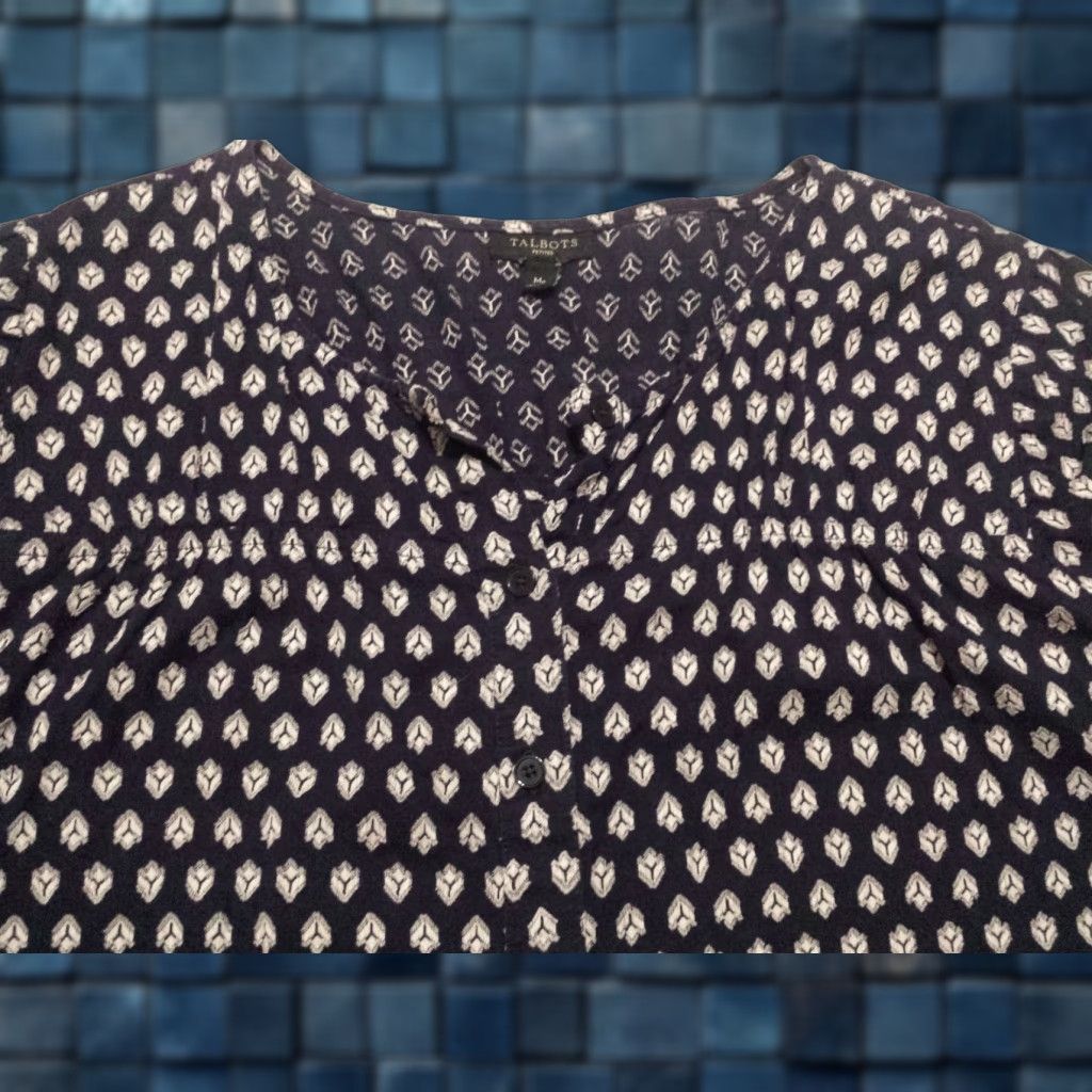 Talbots Talbots Shirt Geometric Button-Front 3/4 Sleeve Blue Round Neck Petite Medium Womens Size M / US 6-8 / IT 42-44 - 1 Thumbnail