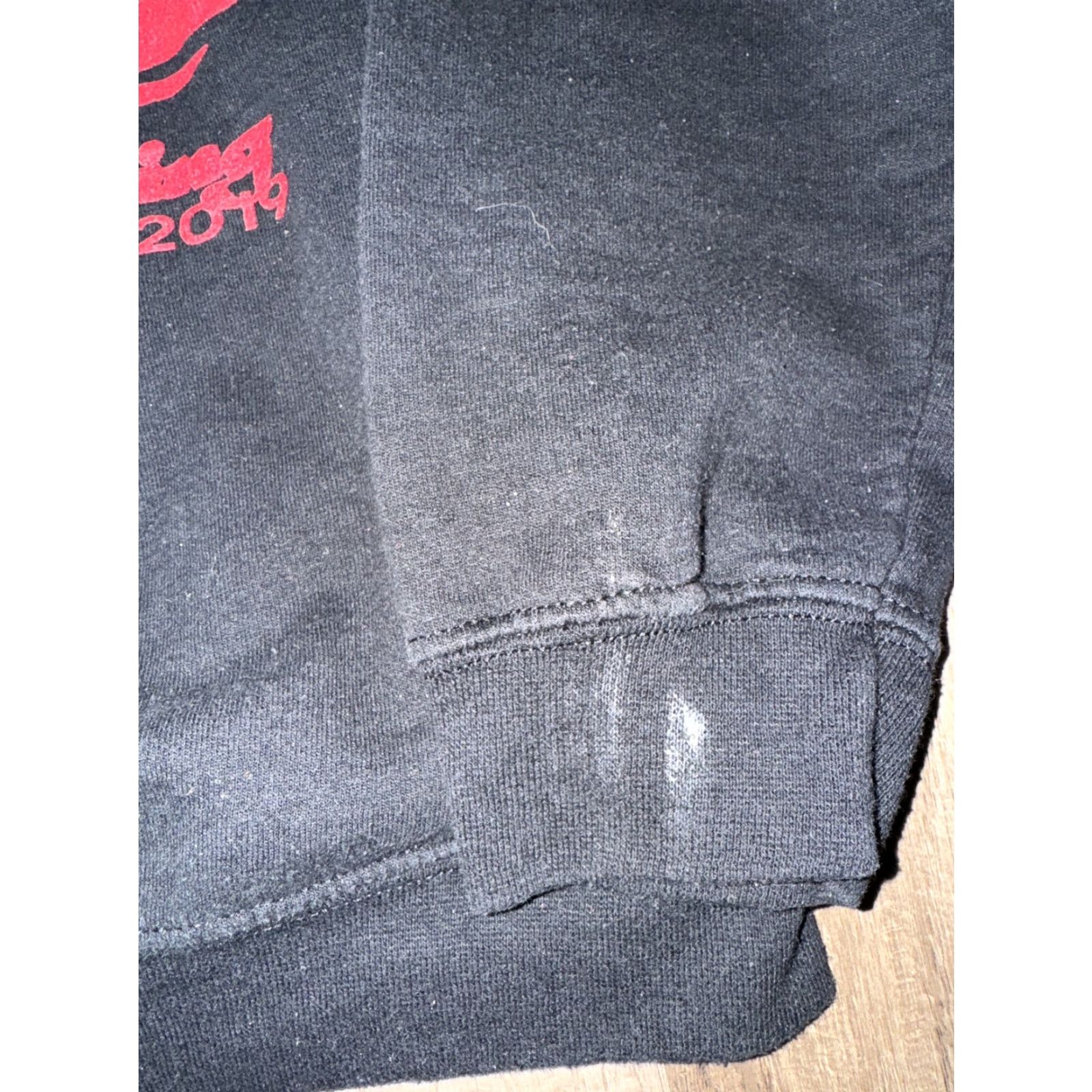 Vintage Post Malone Hollywood's Bleeding Tour Hoodie Sweatshirt Men's M Black Writing 90s? Size US M / EU 48-50 / 2 - 6 Thumbnail