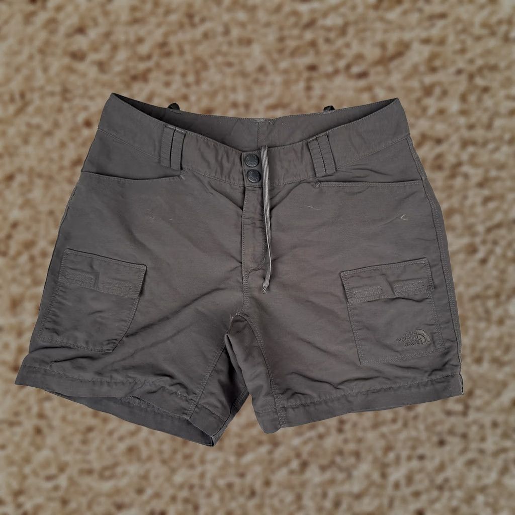 The North Face The North Face Cargo Shorts Womens 10 Gray Microfiber Hiking Walking 30x6 Size 32" / US 10 / IT 46 - 1 Thumbnail