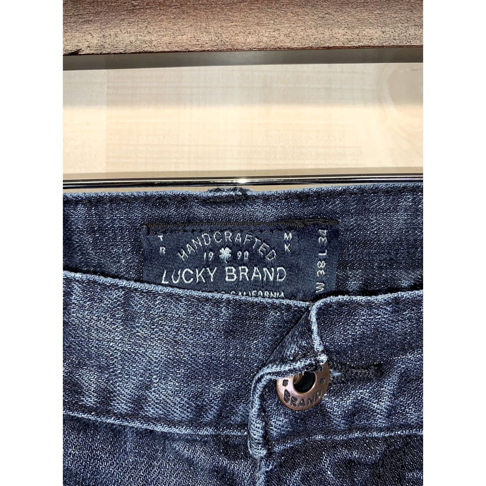 Lucky Brand VINTAGE Lucky Brand Jeans Mens 38x34 Straight Denim Blue 5-Pocket Design-4538 Size US 38 / EU 54 - 5 Thumbnail