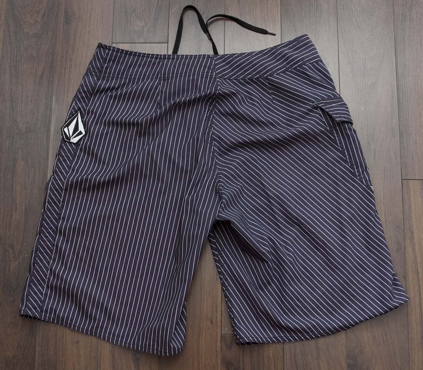 Volcom Volcom Mod Tech Board Shorts Size 35 Dark Gray Stripe Size US 35 - 3 Thumbnail