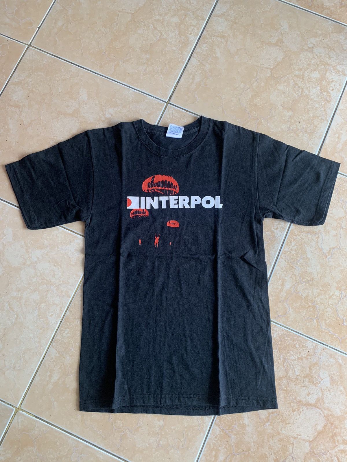 Band Tees 2004 Interpol ‘Antics’ T-Shirt Size US S / EU 44-46 / 1 - 1 Thumbnail
