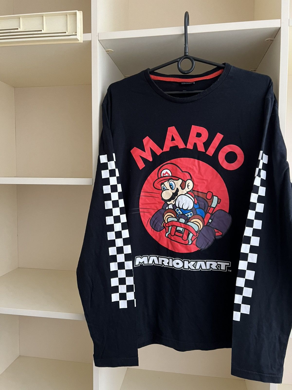 Nintendo Super Mario Nintendo Long Sleeve Tee Games Movie Size US L / EU 52-54 / 3 - 18 Thumbnail