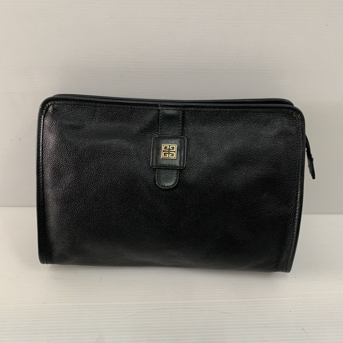 Givenchy Givenchy Vintage Clutch Bag Size ONE SIZE - 1 Thumbnail