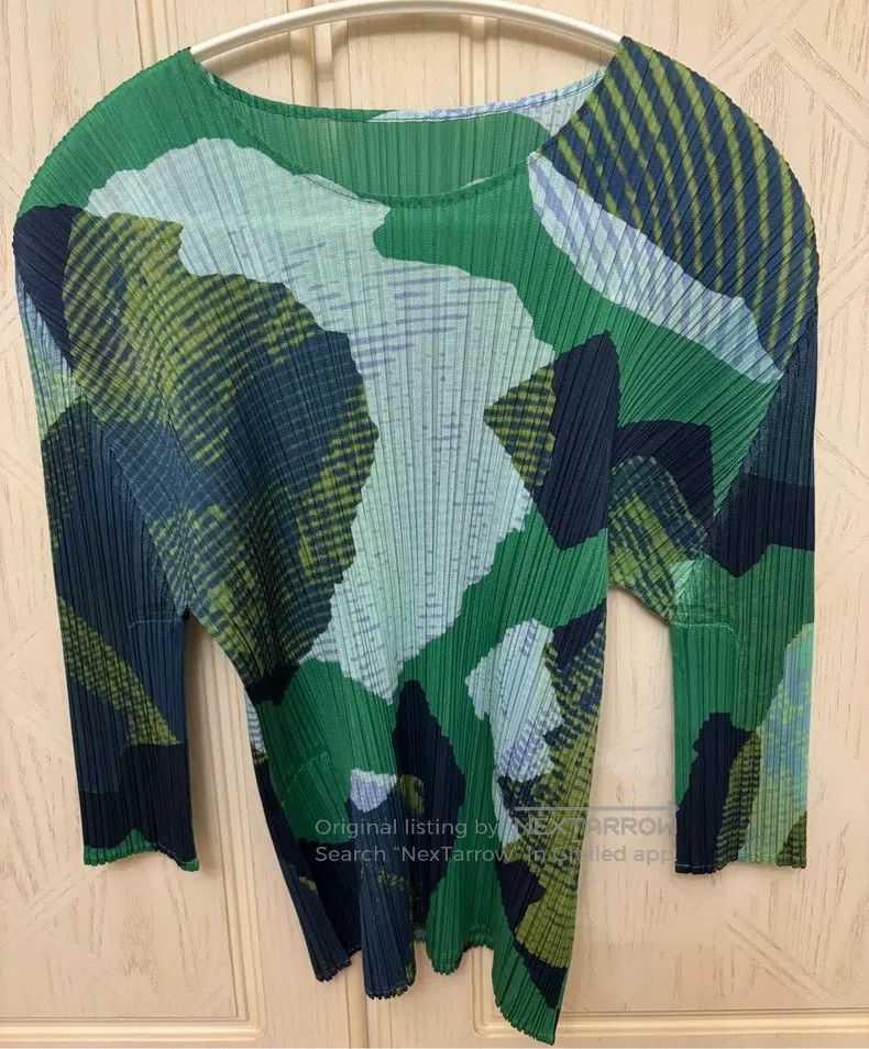 Issey Miyake Issey Miyake Green Long Sleeve Top Size L / US 10 / IT 46 - 1 Thumbnail