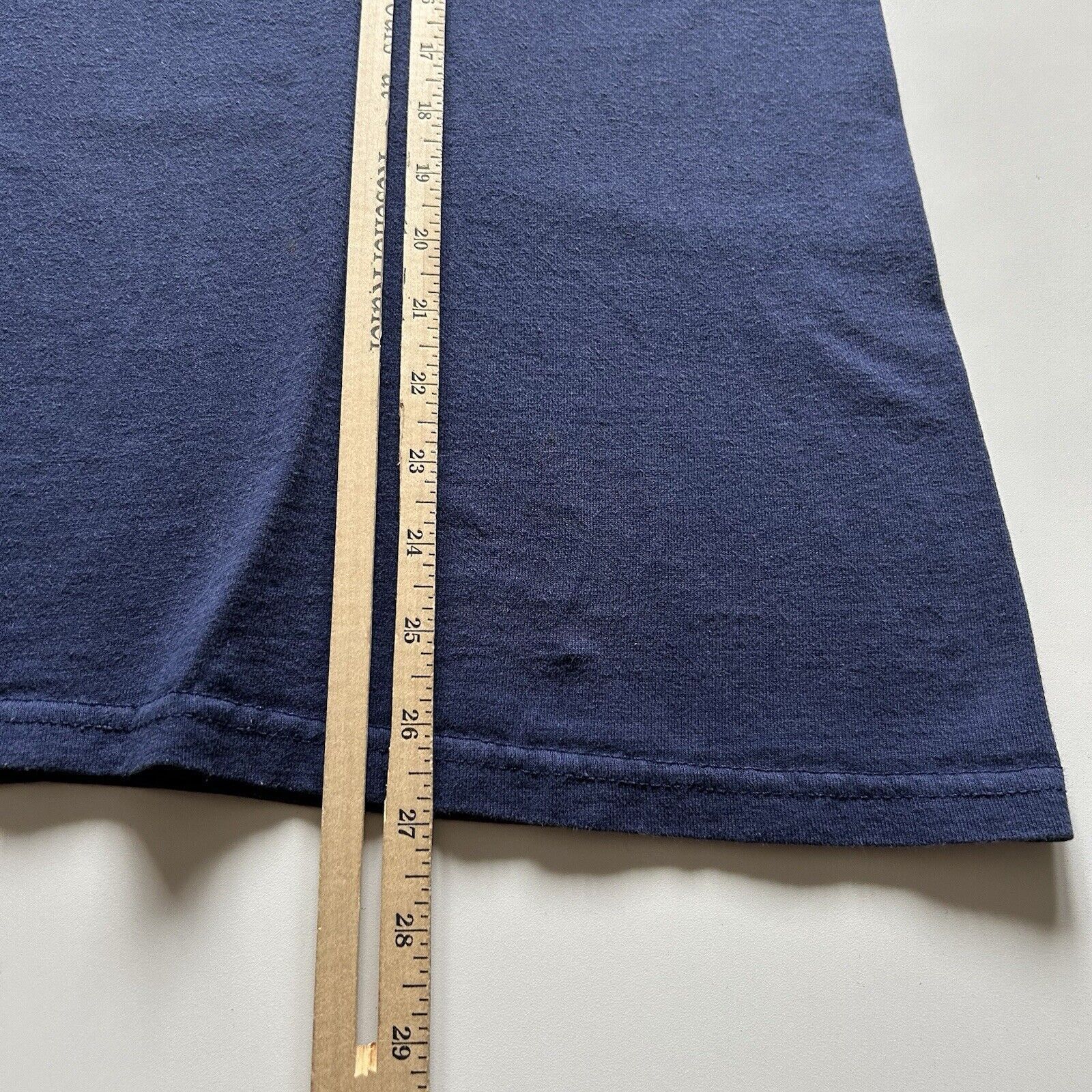 Nike Vintage 90s Nike Air Swoosh Basic V Neck T Shirt Medium Blue Size US M / EU 48-50 / 2 - 5 Thumbnail