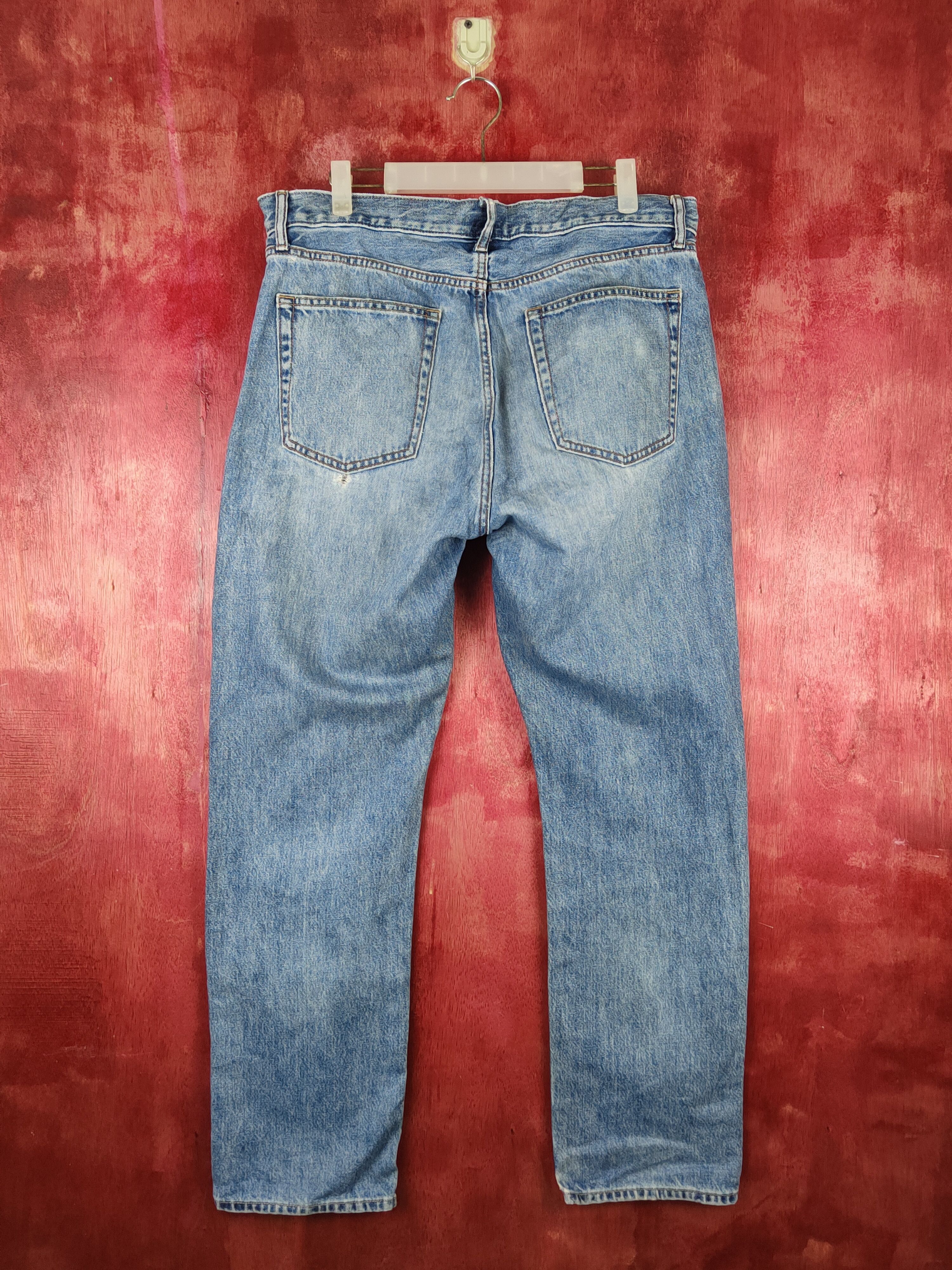 Japanese Brand Uniqlo Blue Faded Distressed Ripped Jeans #S1661 Size US 34 / EU 50 - 7 Thumbnail