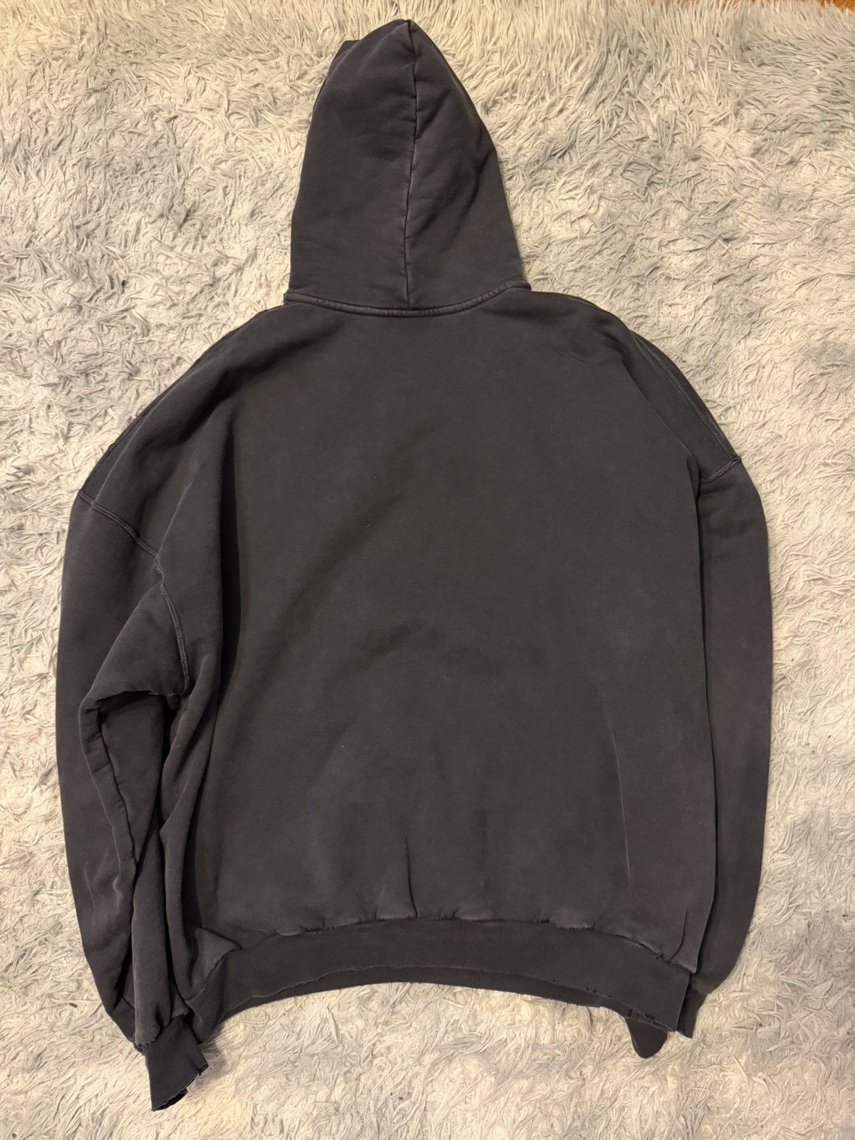 Balenciaga faded ripped logo hoodie Size US L / EU 52-54 / 3 - 5 Thumbnail