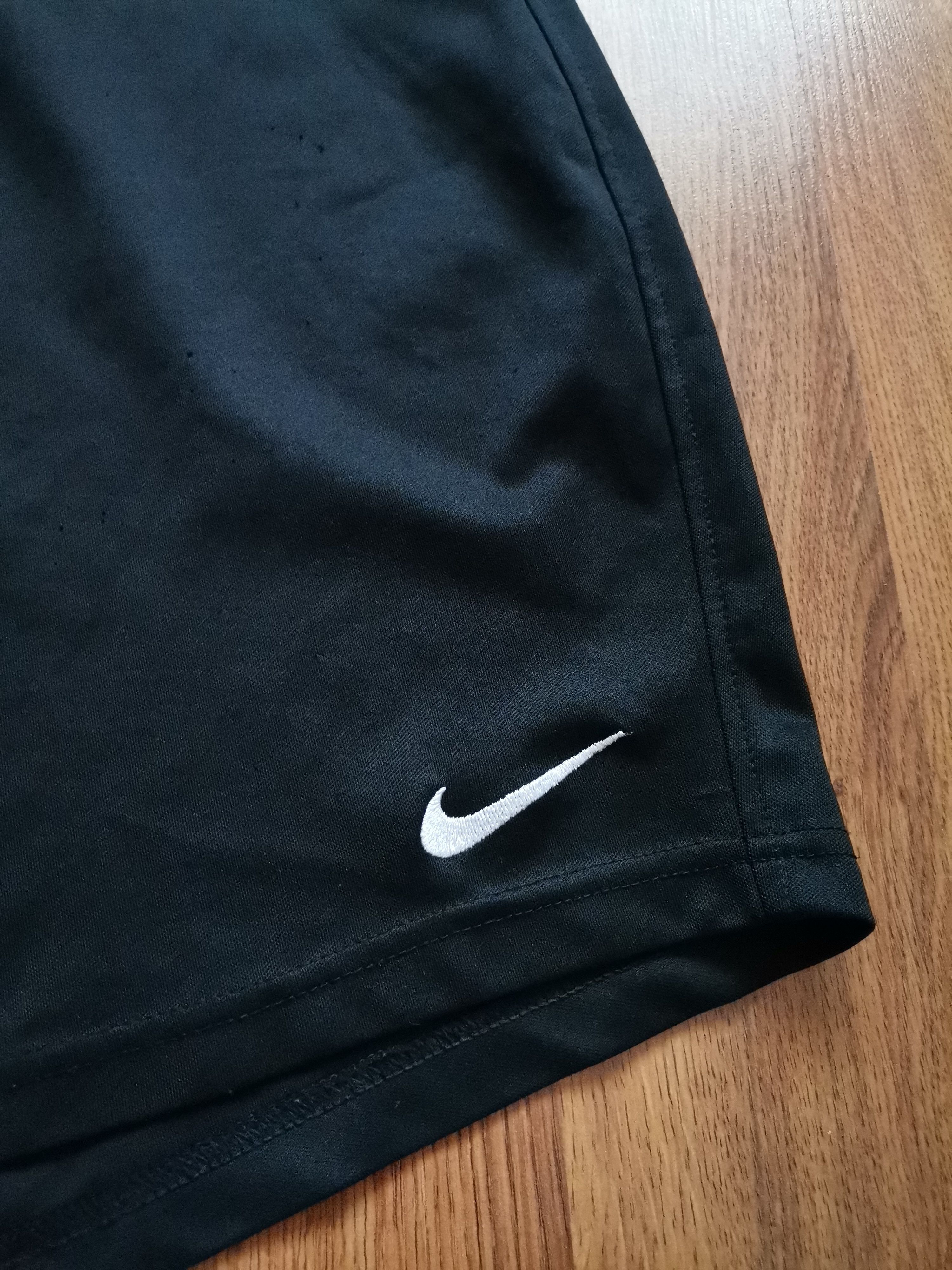 Nike Y2K Nike Shorts Size US 34 / EU 50 - 2 Thumbnail