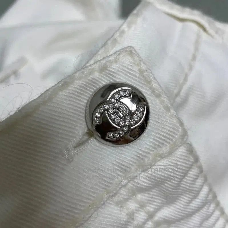 Chanel Chanel White Denim Women's Pants . Size 23" - 7 Thumbnail