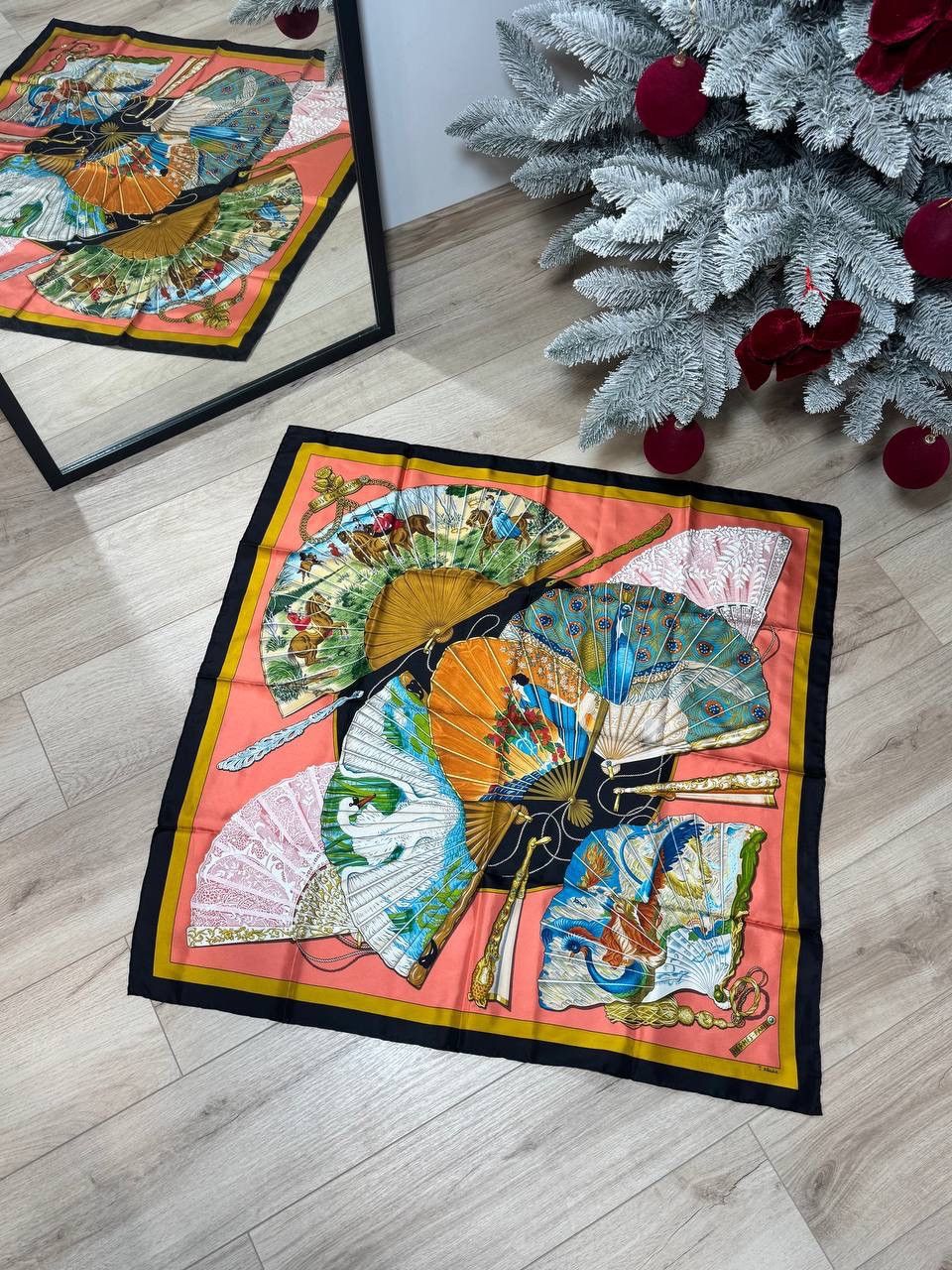 Hermes Hermes silk scarf Brise de Charme 90x90 Size ONE SIZE - 1 Thumbnail