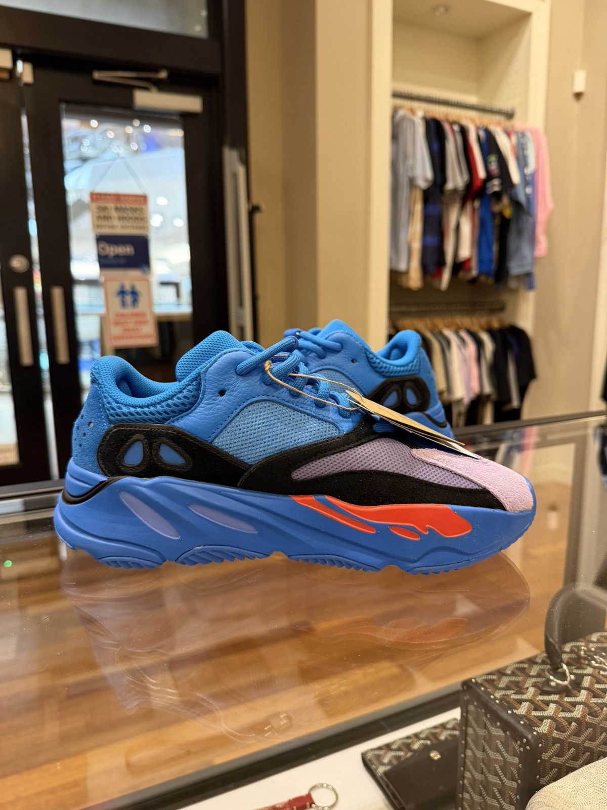 Yeezy Adidas yeezy boost 700 “Hi Res Blue” Size US 8 / EU 41 - 3 Thumbnail