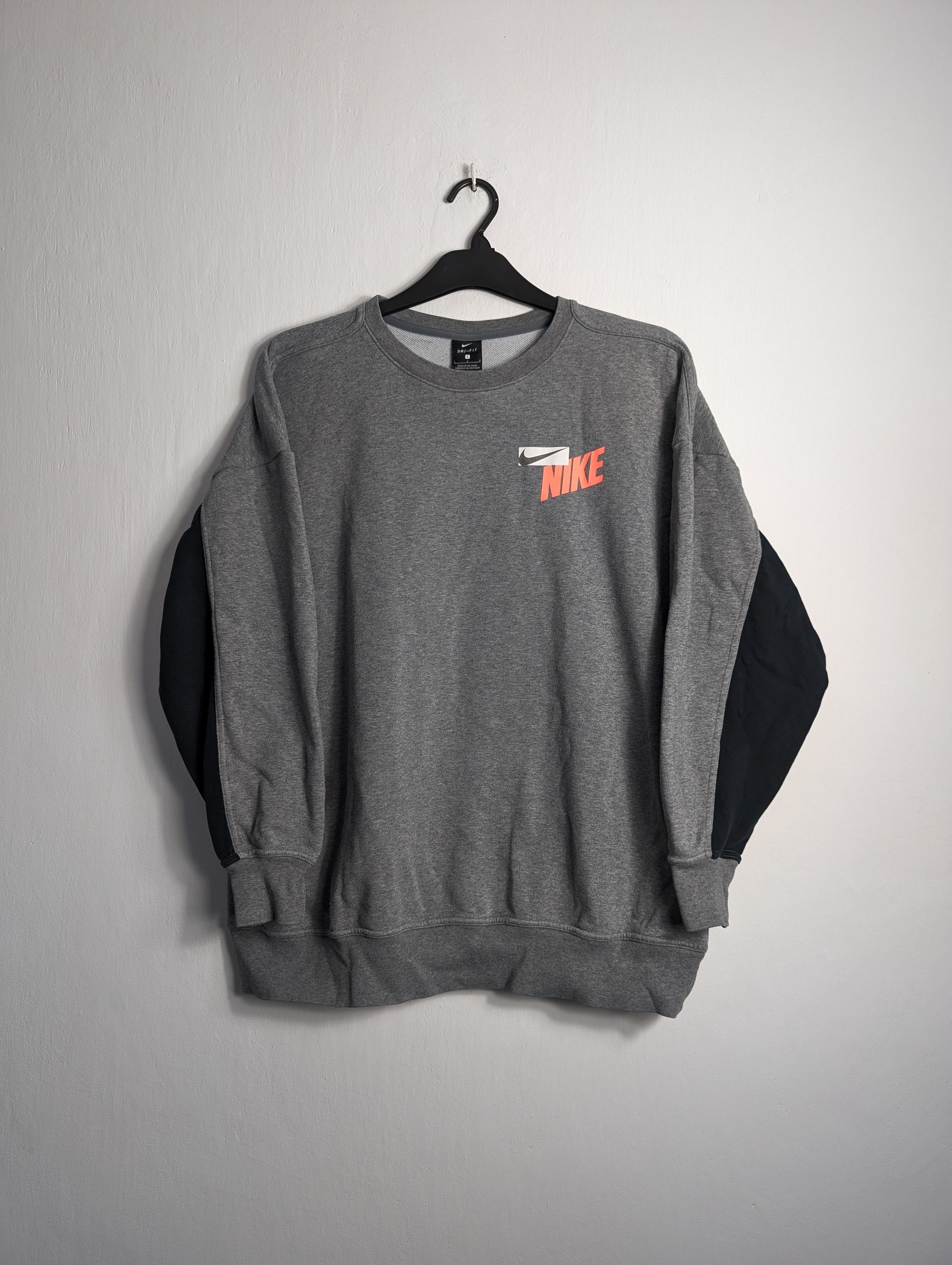 Nike Nike Wmns Dri Fit Gray Sweatshirt Sportswear Size L / US 10 / IT 46 - 1 Thumbnail