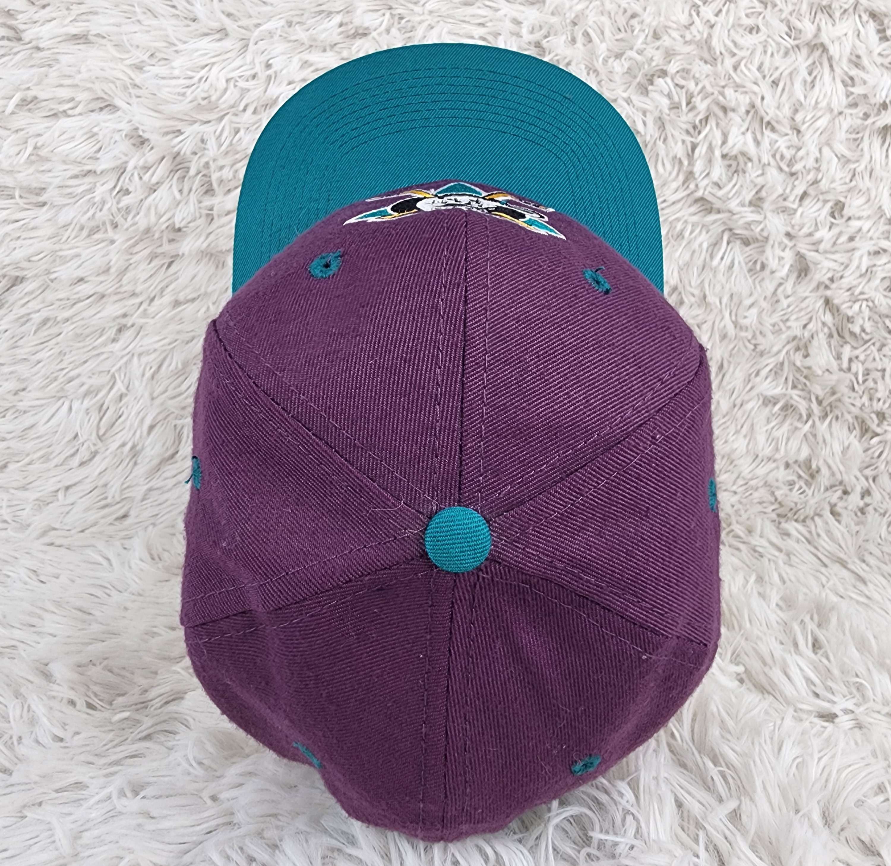 Vintage Vintage Ama pro Mighty Ducks of Anaheim NHL hat Size ONE SIZE - 5 Thumbnail