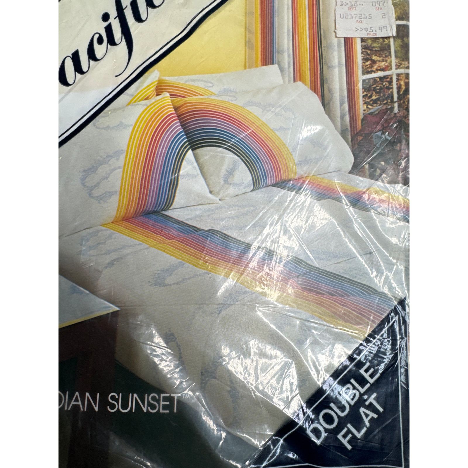 Vintage NWT 80s Pacific Rainbow & Clouds double sheet set LGBT Size ONE SIZE - 9 Thumbnail