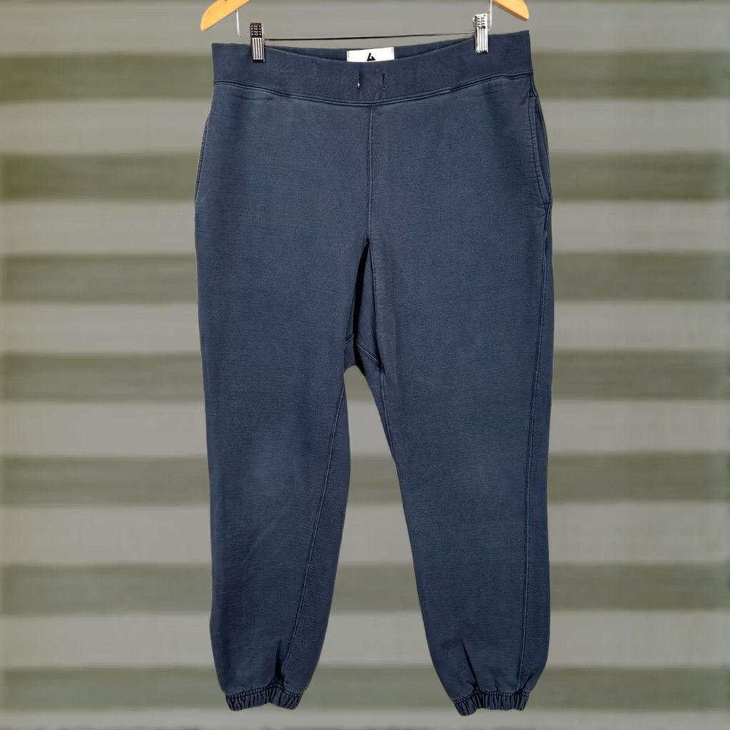 Vintage American Giant Sweatpants Joggers Mens M Navy 100% Cotton Drawstring Elastic Waist Pockets Tapered Inseam 29" Regular Fit USA Made Size US 31 - 1 Thumbnail