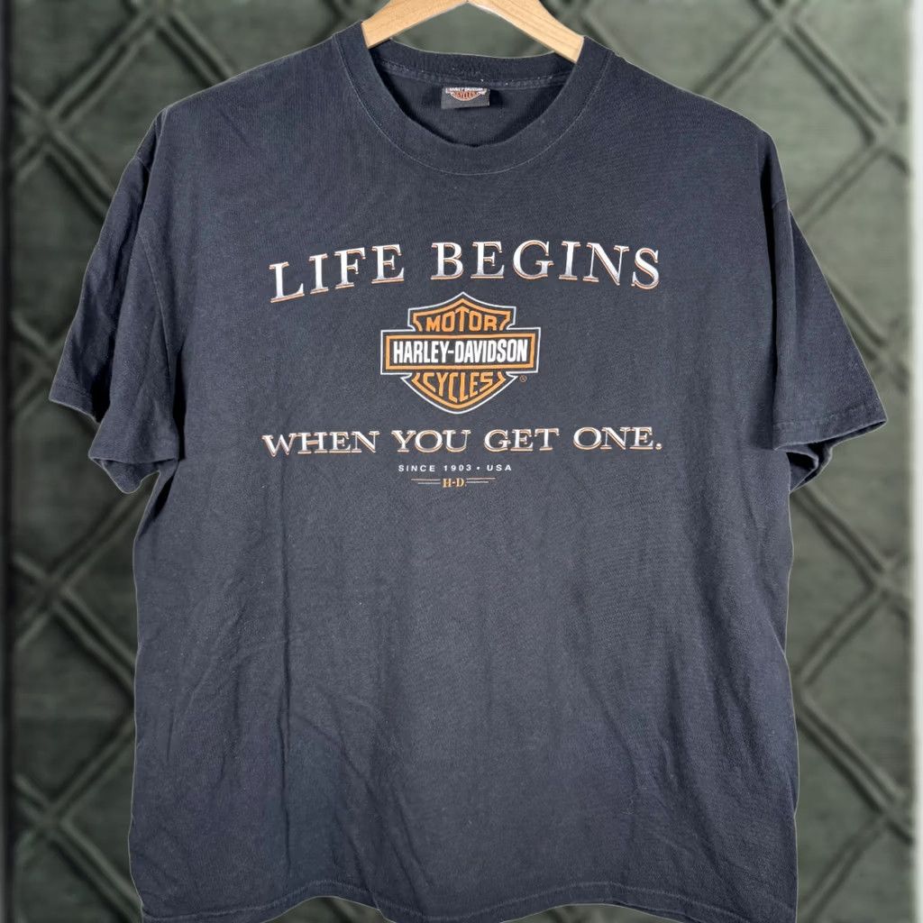 Harley Davidson VTG Harley-Davidson T-Shirt Men Black 2XL Harley-Davidson Life Begins When You Get One Shirt Black 2XL Mens Size US XXL / EU 58 / 5 - 1 Thumbnail