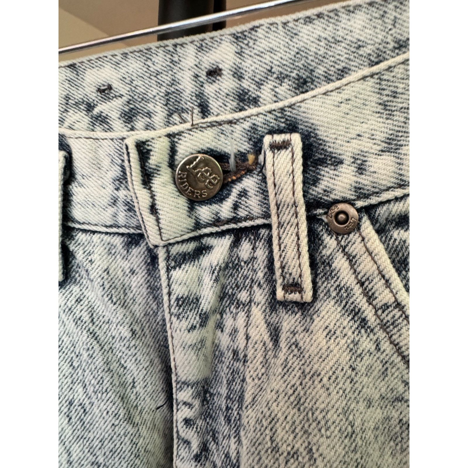 Lee Lee Riders Vintage Stonewashed Jeans - Size 9 Length 31" Size 28" / US 6 / IT 42 - 1 Thumbnail