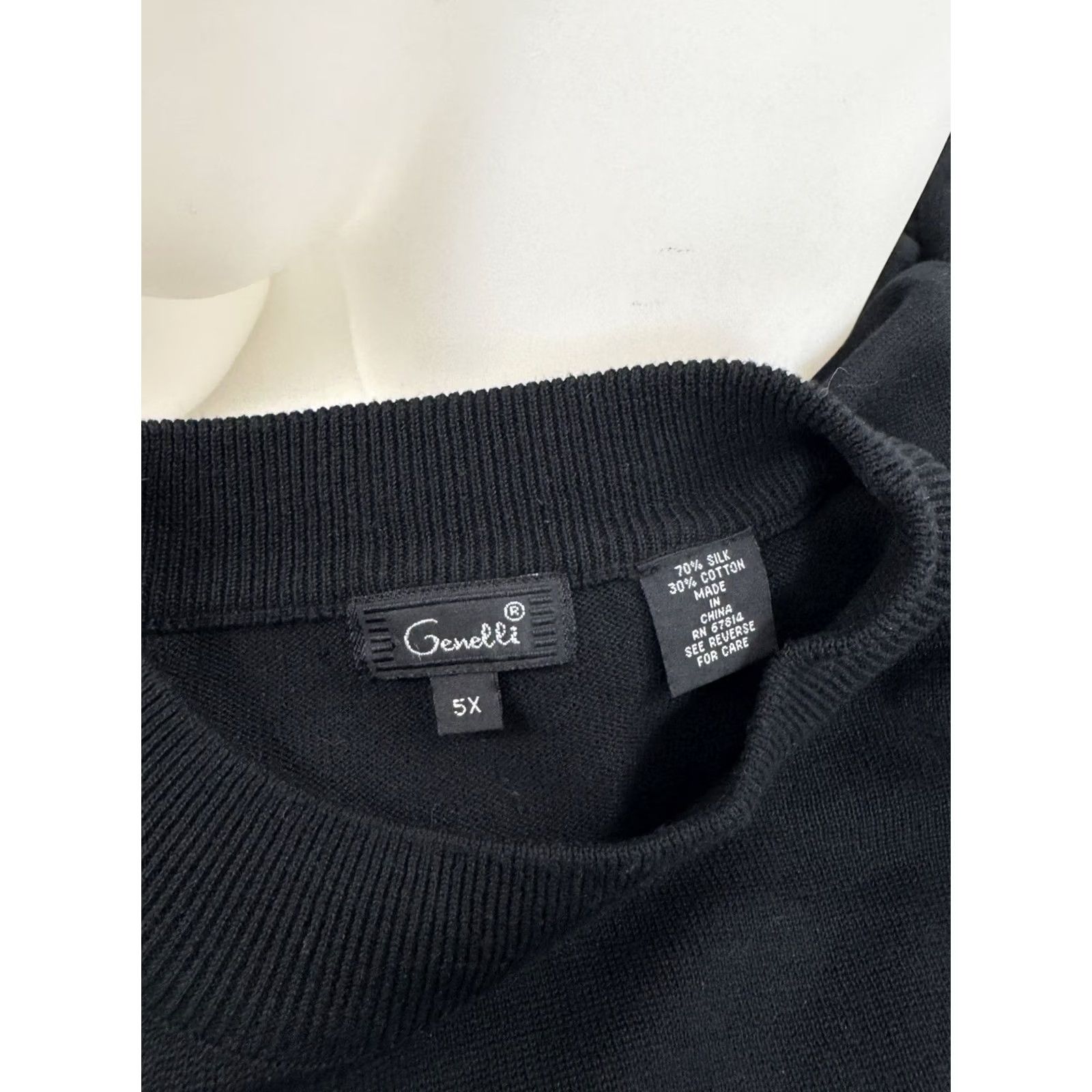 Vintage GENELLI Silk Knit Sweater 5XL Mens Black Pullover Knit EXCELLENT Size US XXL / EU 58 / 5 - 3 Thumbnail