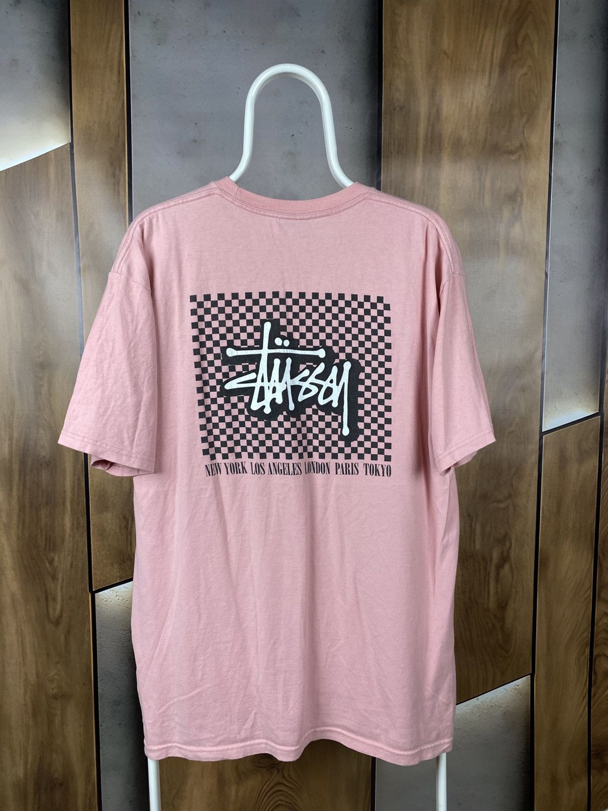 Stussy ♟️T-Shirt Stussy Checkered Big Logo New York Los Angeles Tee♟️ Size US L / EU 52-54 / 3 - 1 Thumbnail