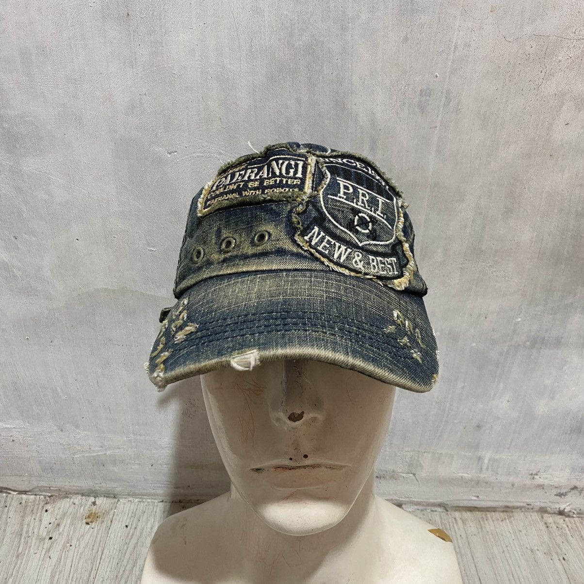 If Six Was Nine 2000s denim distressed patchwork ring trucker cap lgbstyle Size ONE SIZE - 6 Thumbnail