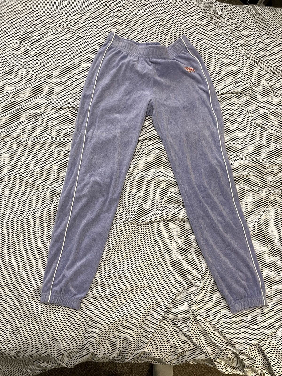 Nike Women’s Nike velour sweatsuit Size M / US 6-8 / IT 42-44 - 5 Thumbnail
