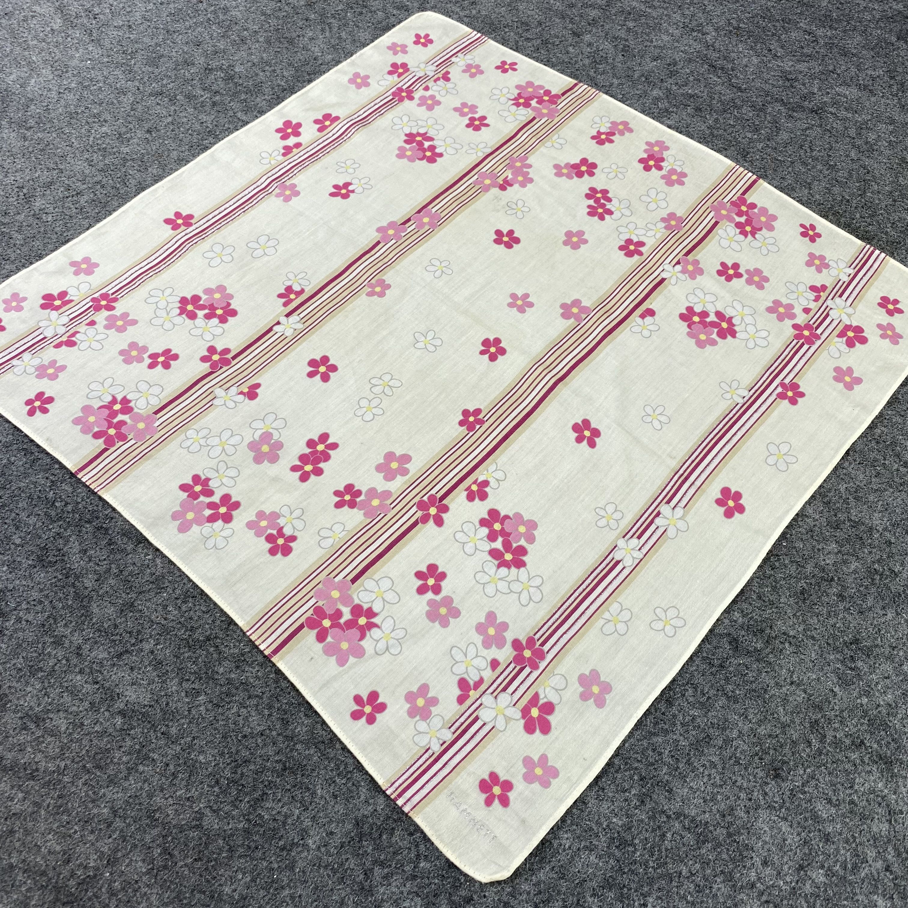 Katharine Hamnett London Katharine Hamnett Handkerchief / Bandana / Neckerchief-B479 Size ONE SIZE - 4 Thumbnail