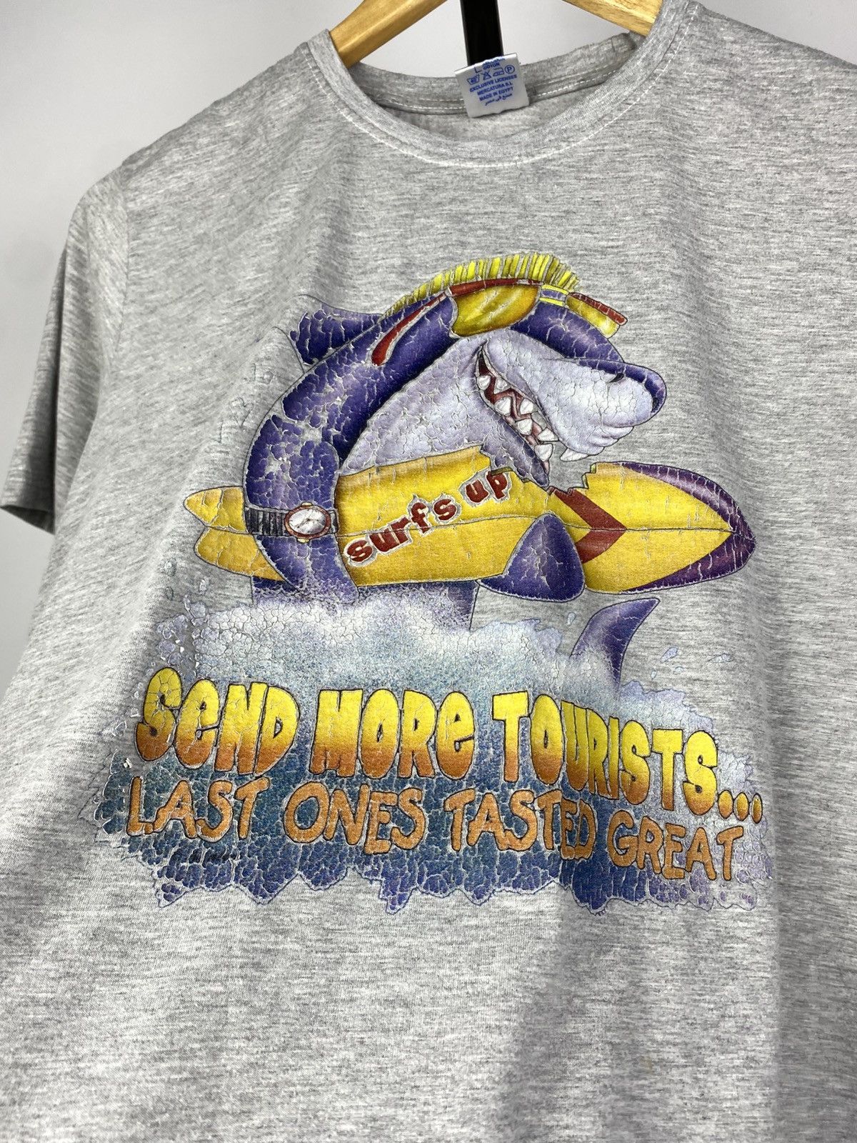 Vintage Vintage 90s Humor Shark Sex Porn Surf T-shirt Size US XS / EU 42 / 0 - 3 Thumbnail