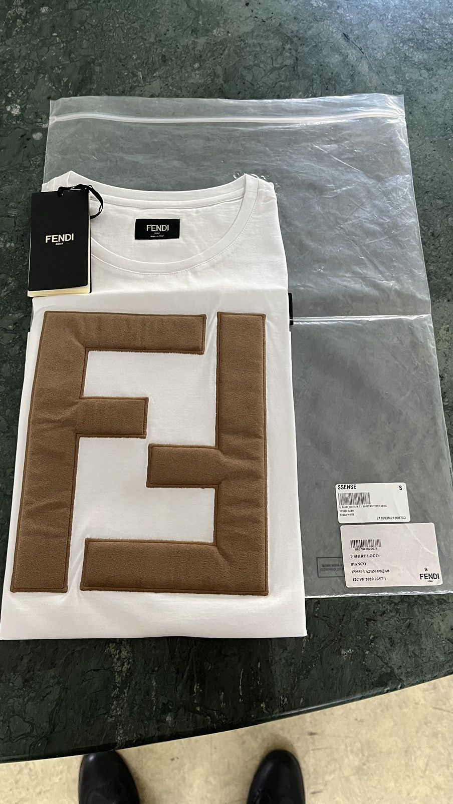 Fendi Fendi FF logo tshirt big logo 100% leather new with tags Size US S / EU 44-46 / 1 - 1 Thumbnail