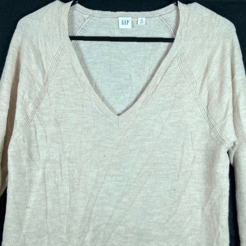 Gap Gap Sweater Cream V-Neck Extra Fine Merino Wool Blend Medium Tall Knit Pullover Womens Casual Workwear Modern Classic Size M / US 6-8 / IT 42-44 - 2 Thumbnail