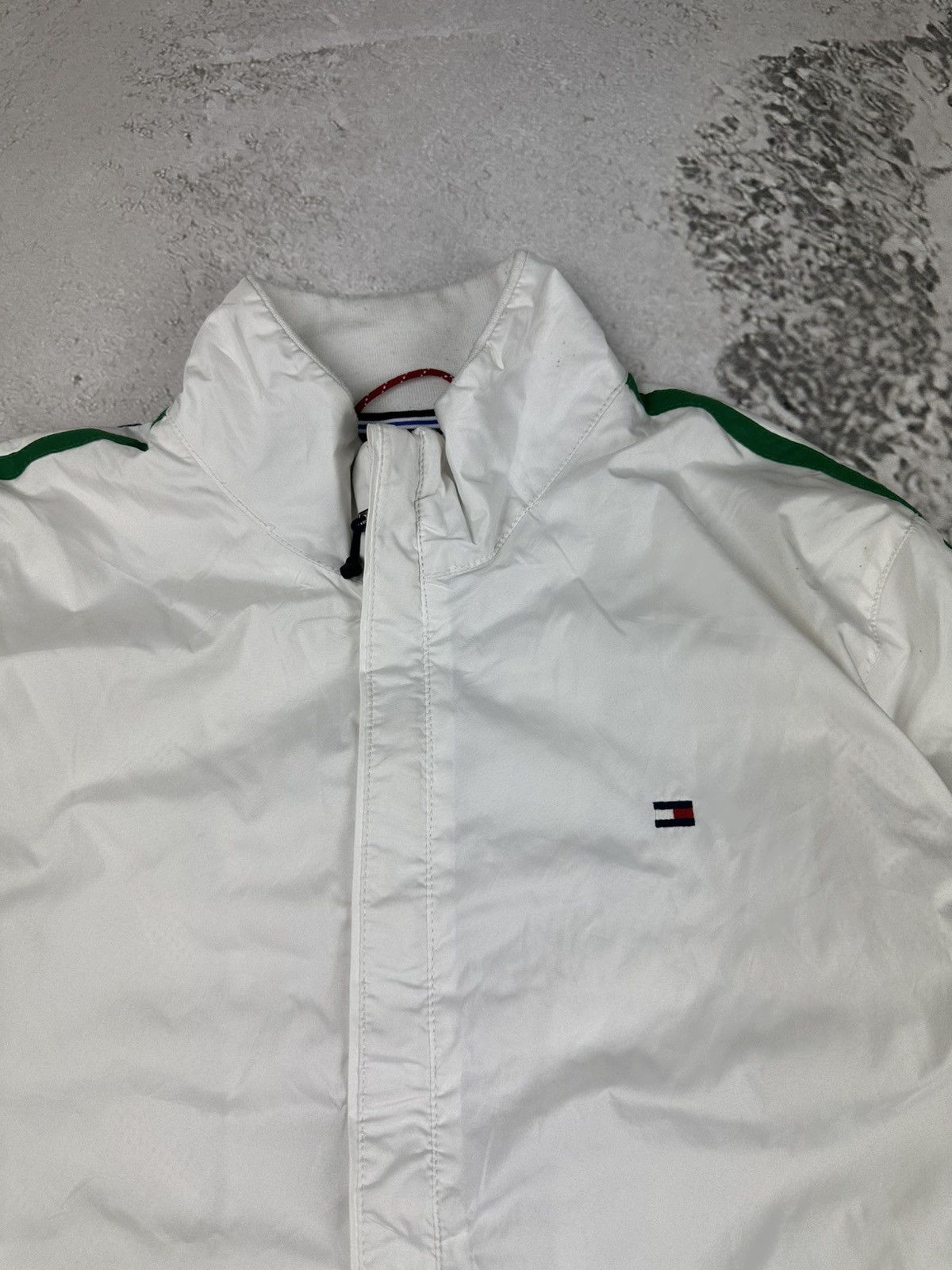 Tommy Hilfiger Vintage Y2K Tommy Hilfiger Golf Light Jacket Size US L / EU 52-54 / 3 - 3 Thumbnail