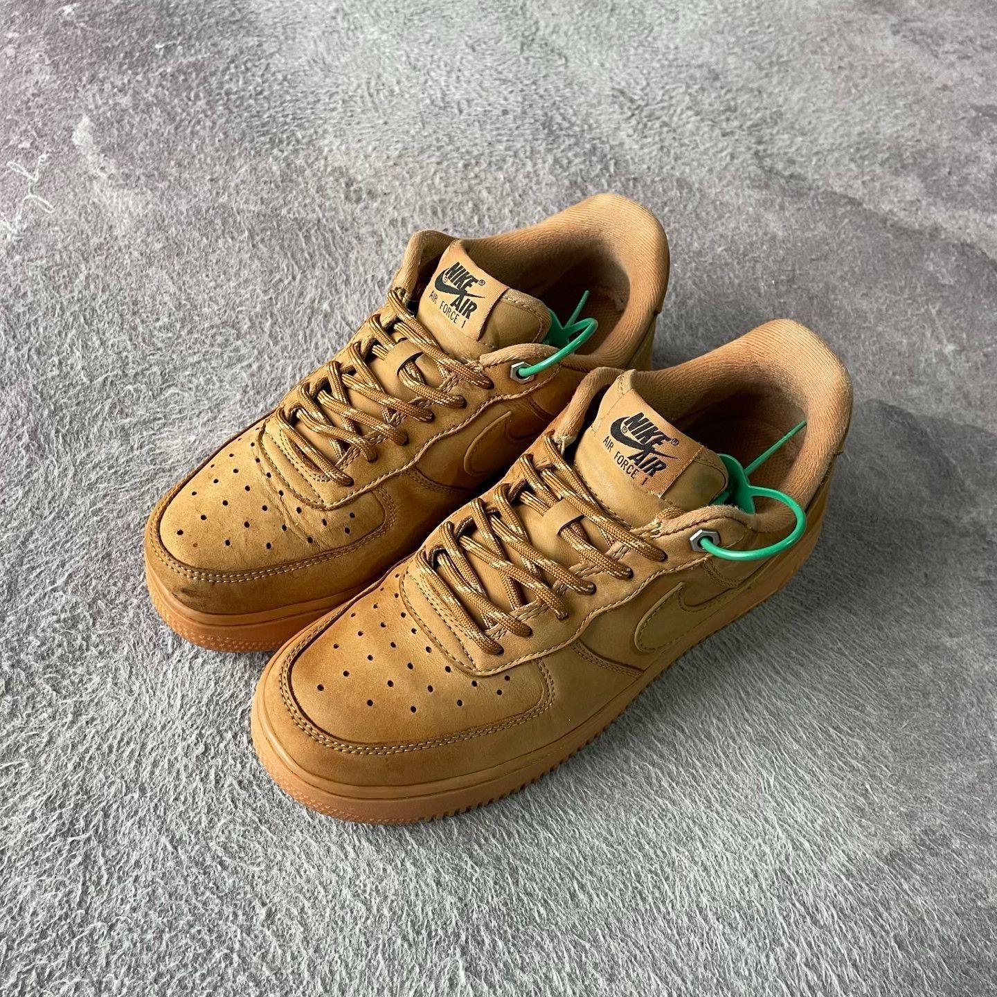 Alexander McQueen Alexander McQueen Lowtop Sneakers 39 Men Size US 6.5 / EU 39-40 - 1 Thumbnail
