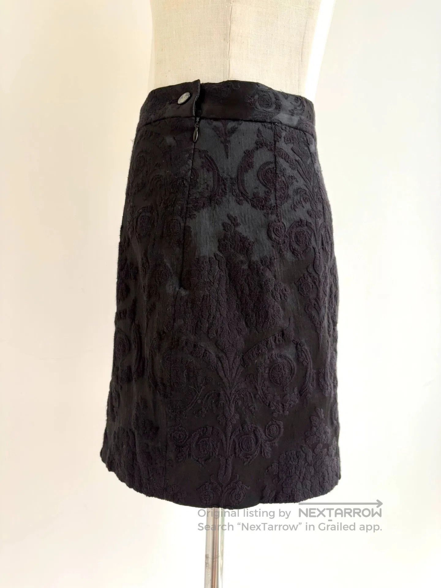 Vivienne Westwood Vivienne Westwood Black Silk Embroidered Skirt. Size US 40 / EU 56 - 4 Thumbnail