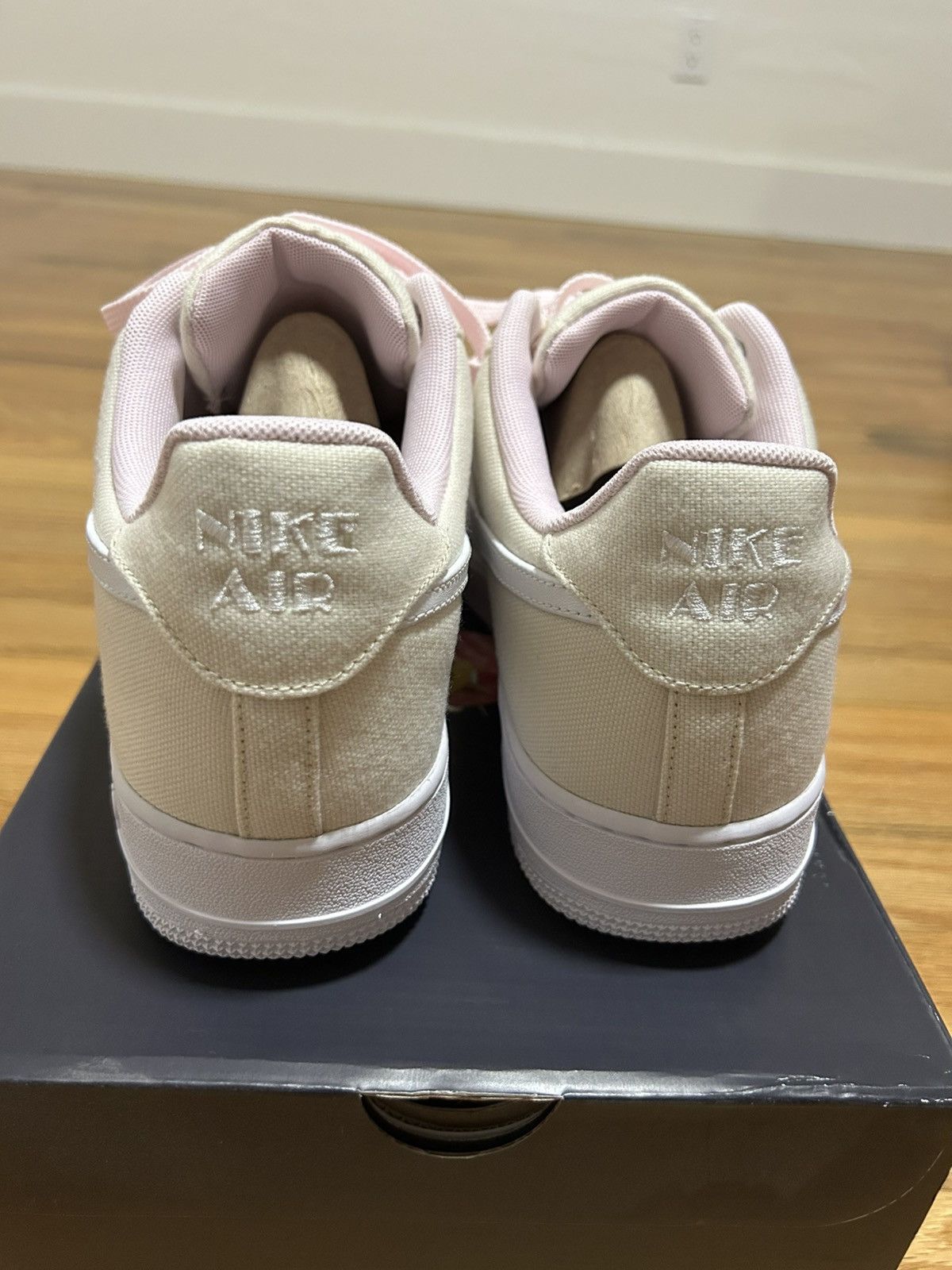 Nike Nike Air Force 1 Low ‘07 LV8 QS Miami Vice Size 11 Size US 11 / EU 44 - 6 Thumbnail