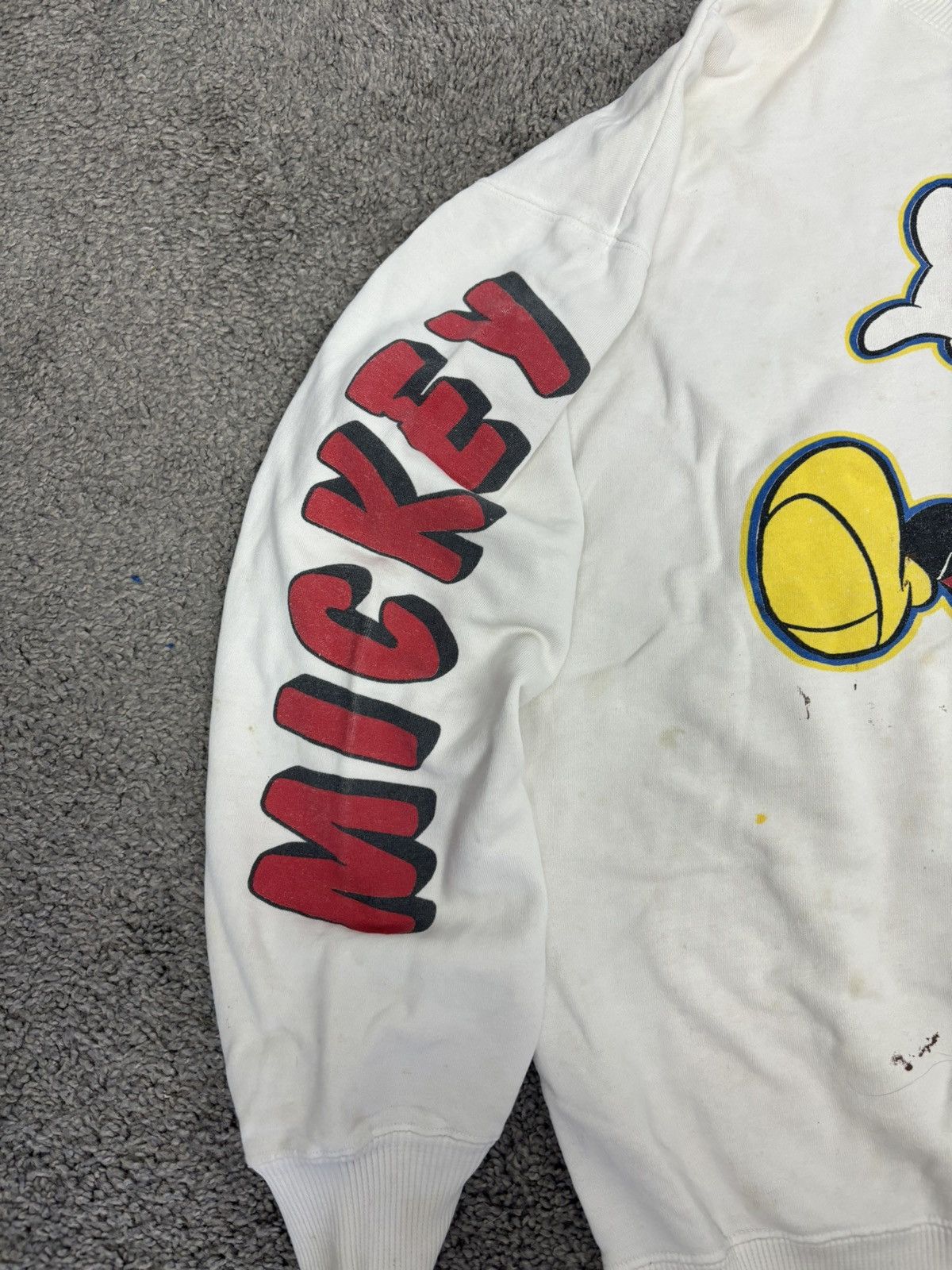 Disney Vintage 90s white mickey mouse paint splattered crewneck Size US XL / EU 56 / 4 - 4 Thumbnail