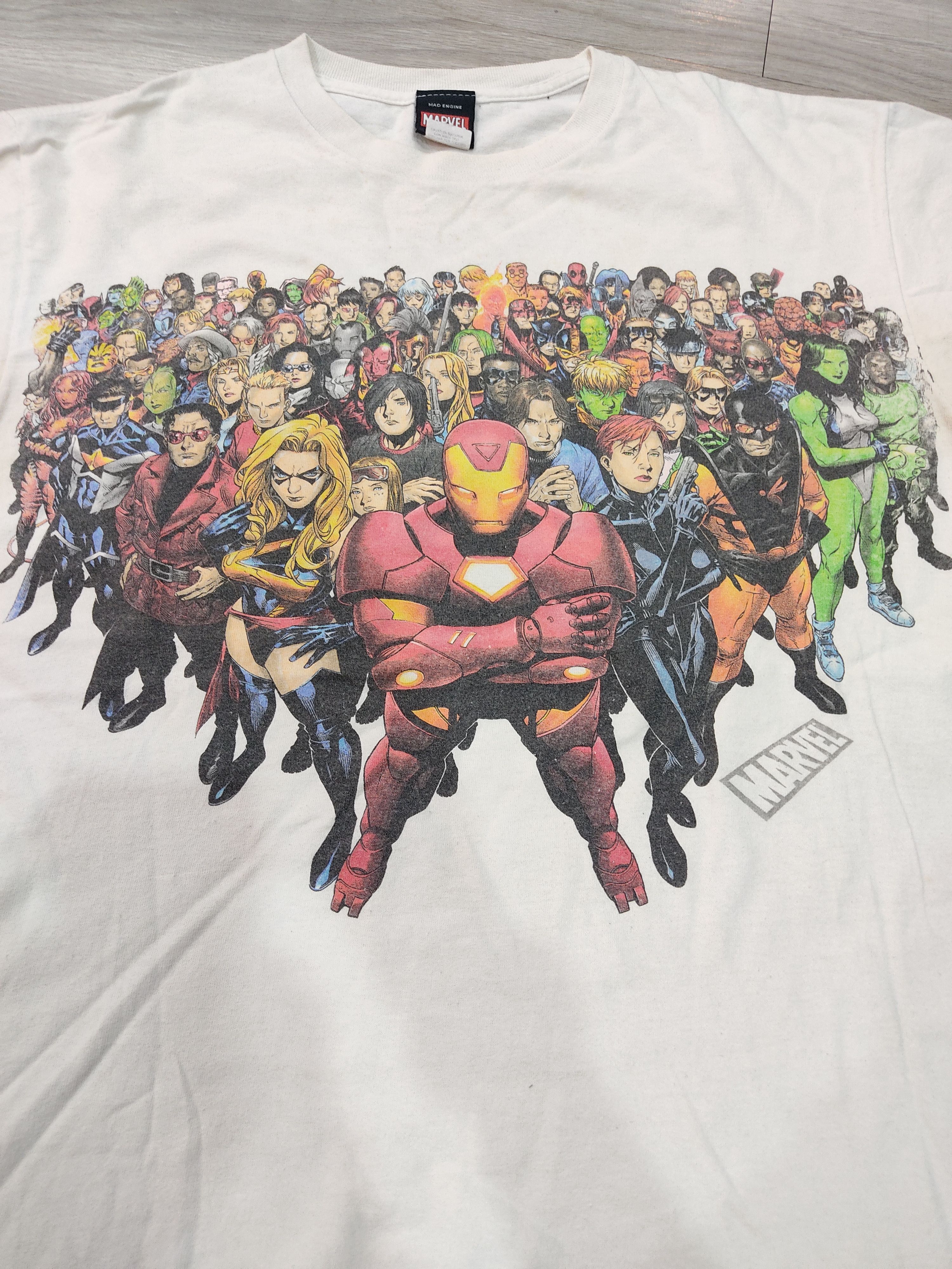 Mad Engine MARVEL COMICS UNIVERSE Size US M / EU 48-50 / 2 - 4 Thumbnail