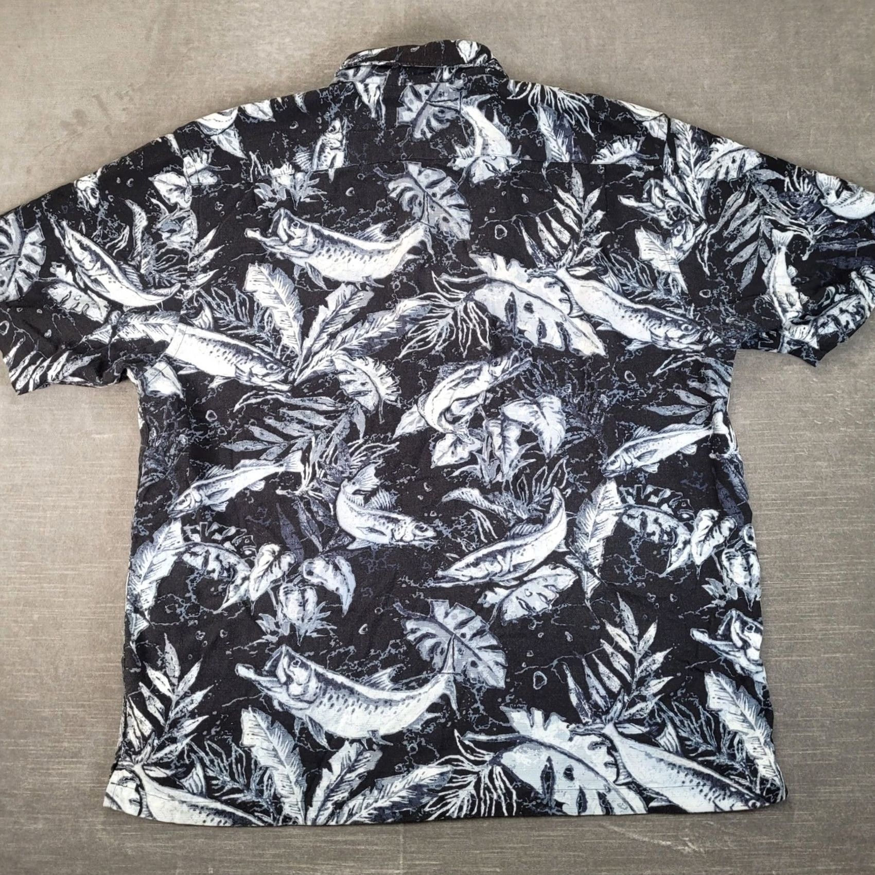 Vintage Reel Legends Mens XXL Shirt Black White Fish Tropical Print Button Up Size US XXL / EU 58 / 5 - 4 Thumbnail