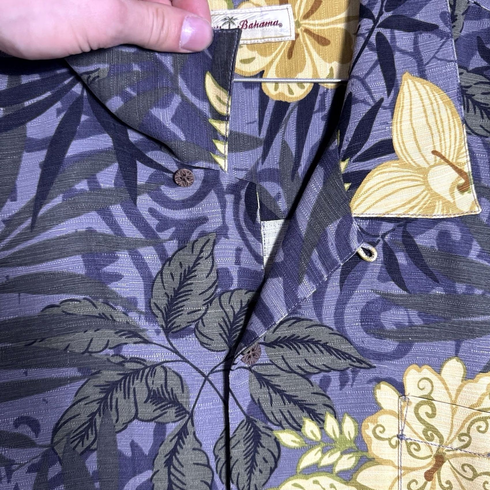 Tommy Bahama Tommy Bahama Shirt Mens 2XL Camp Floral 100% Silk IslandZone Hawaiian Shirt, Yellow, Short Sleeve, Button-Up, Casual/Night, Beach Resortwear Mens Size US XXL / EU 58 / 5 - 7 Thumbnail