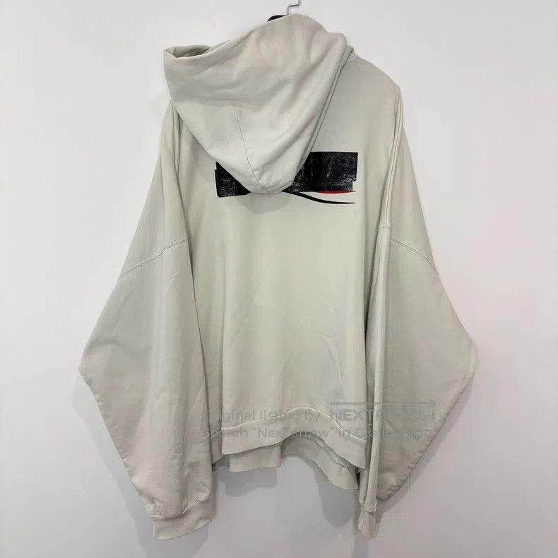 Other Balenciaga Distressed tape Coca-Cola wave white hooded swe Size US L / EU 52-54 / 3 - 2 Thumbnail