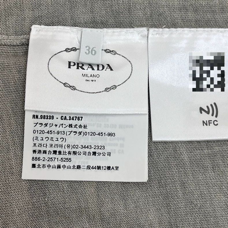 Prada Prada Size 36 Light gray classic logo mulberry silk knitte Size US XS / EU 42 / 0 - 7 Thumbnail