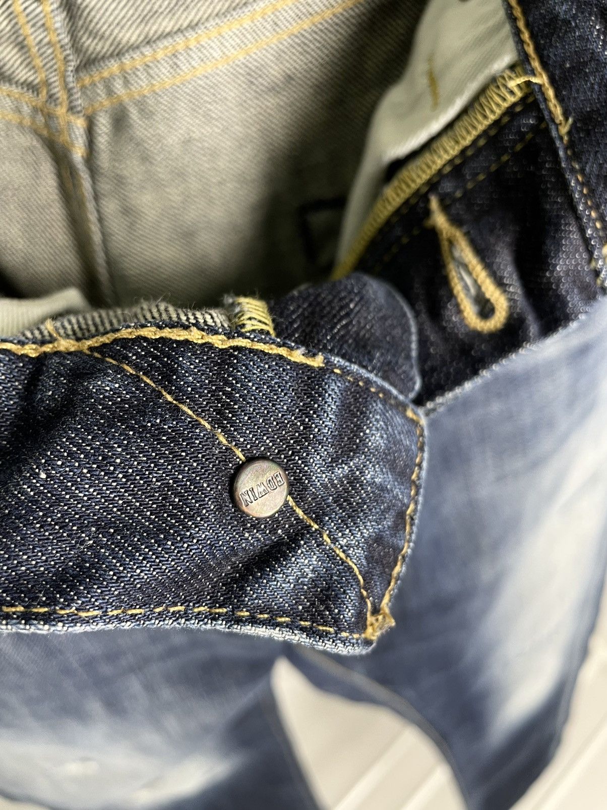 Edwin Edwin Made in Japan ( Size 33 ) Vintage Faded Denim Jeans Size US 33 - 14 Thumbnail