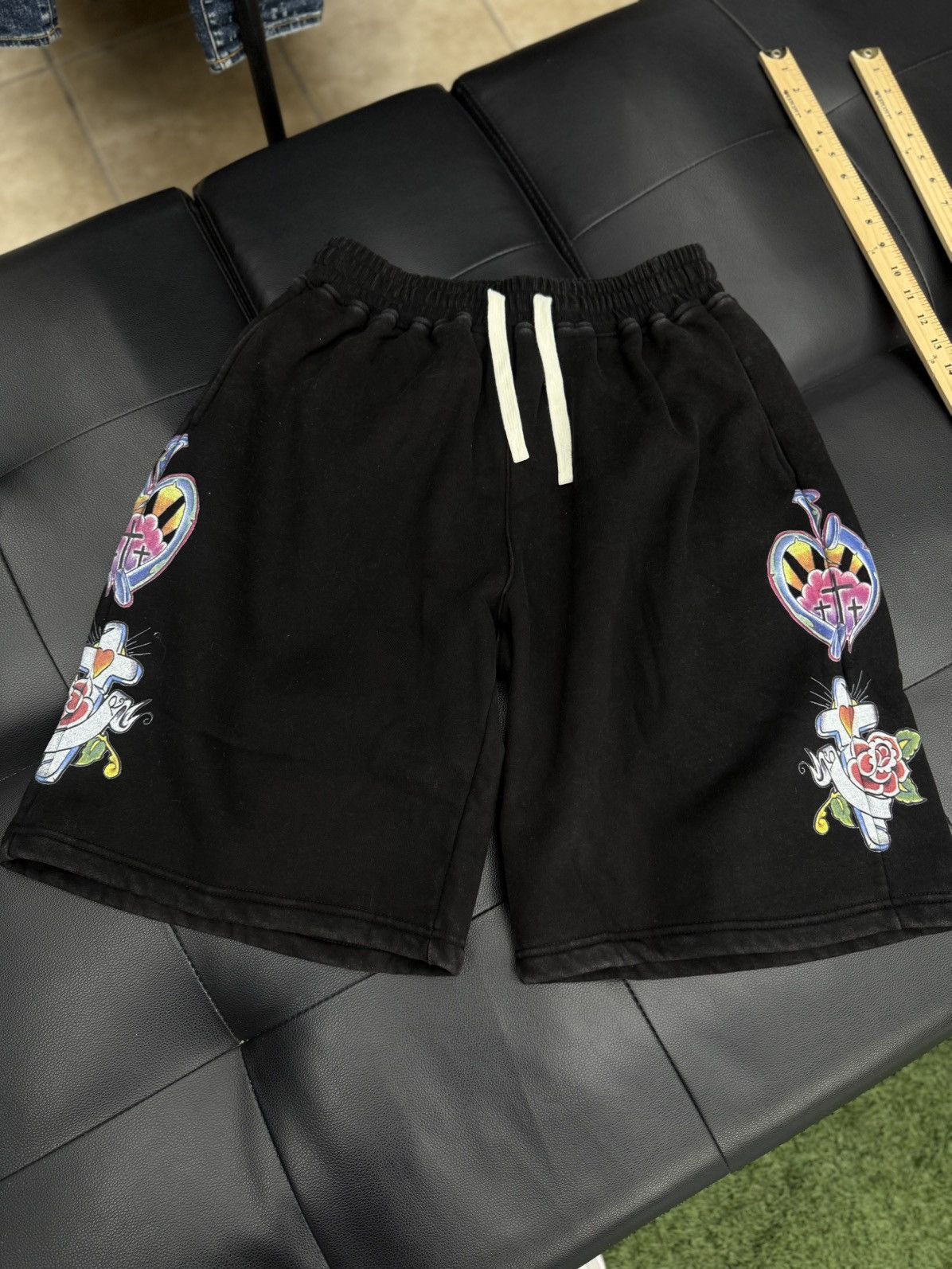 Other We Are Righteous Black Cotton Shorts Size Large (NEW) Size US 31 - 1 Thumbnail