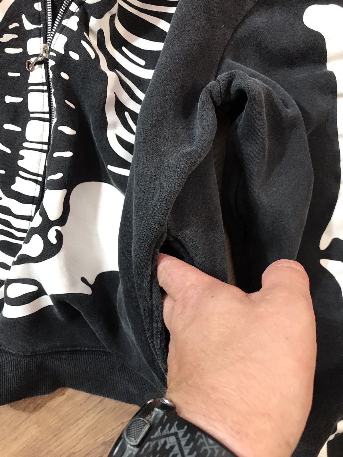 Vintage Vintage distressed Fullzipper Skeleton Hoodie Size US L / EU 52-54 / 3 - 7 Thumbnail