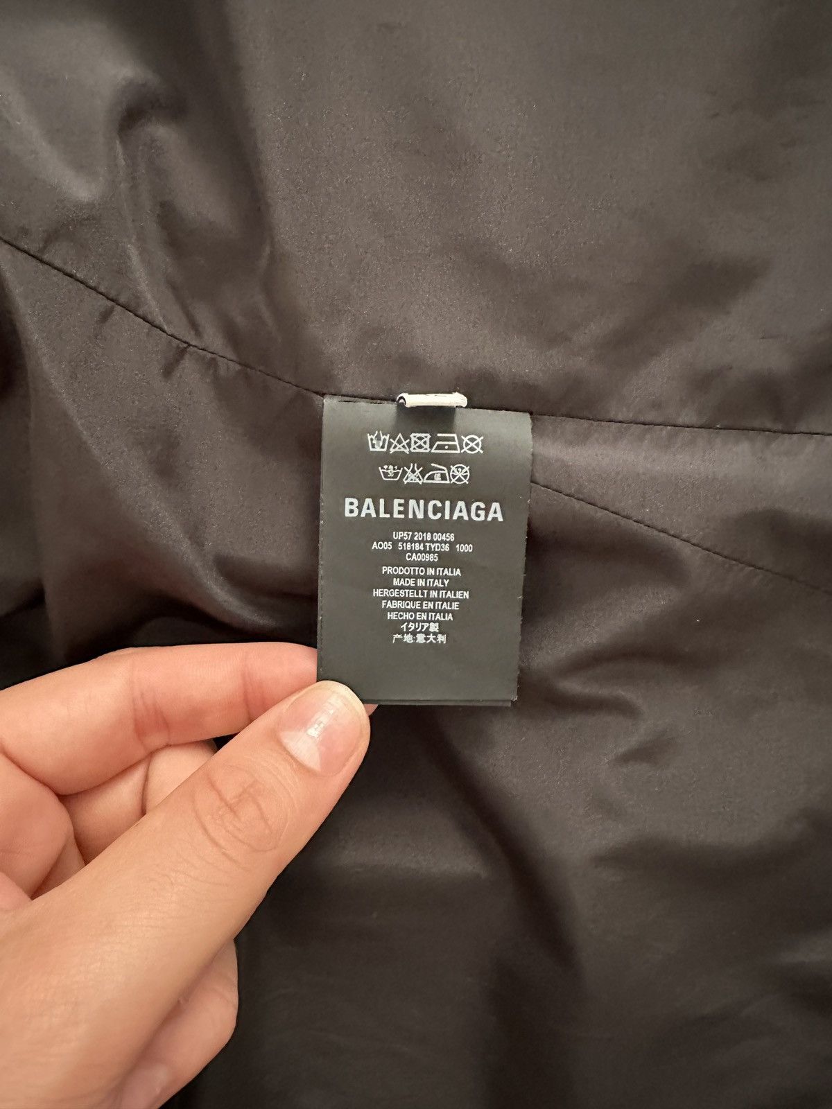 Balenciaga Balenciaga opera raincoat Size US M / EU 48-50 / 2 - 15 Thumbnail