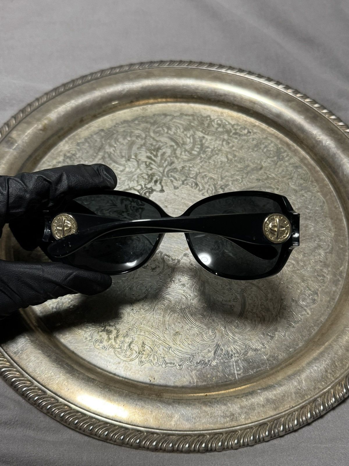 Marc by Marc Jacobs Marc by Marc Jacobs Black Sunglasses (Unisex) Size ONE SIZE - 3 Thumbnail