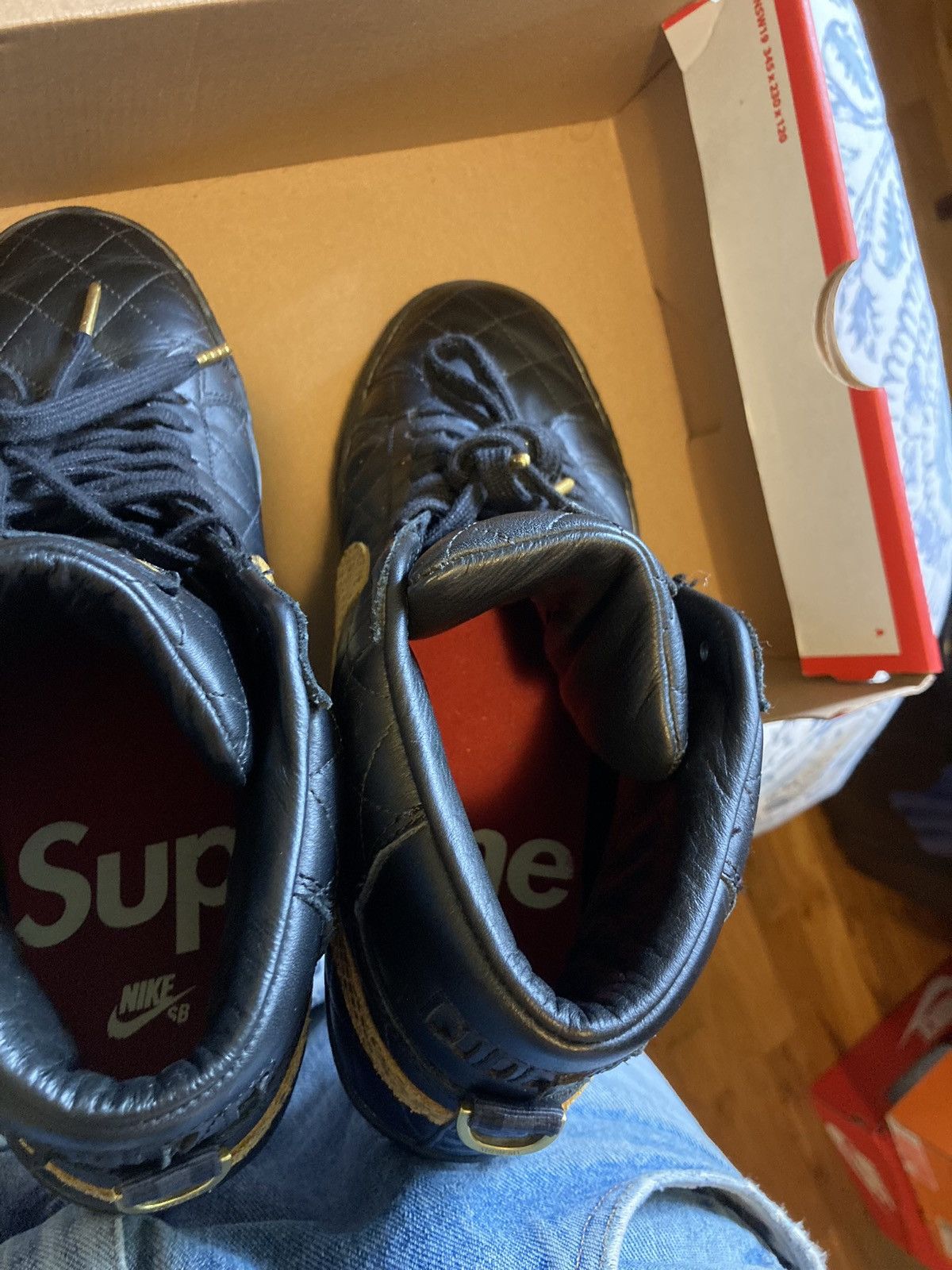 Nike × Supreme Supreme x Nike SB Zoom Blazer Mid QS Men’s size 11 Size US 11 / EU 44 - 8 Thumbnail