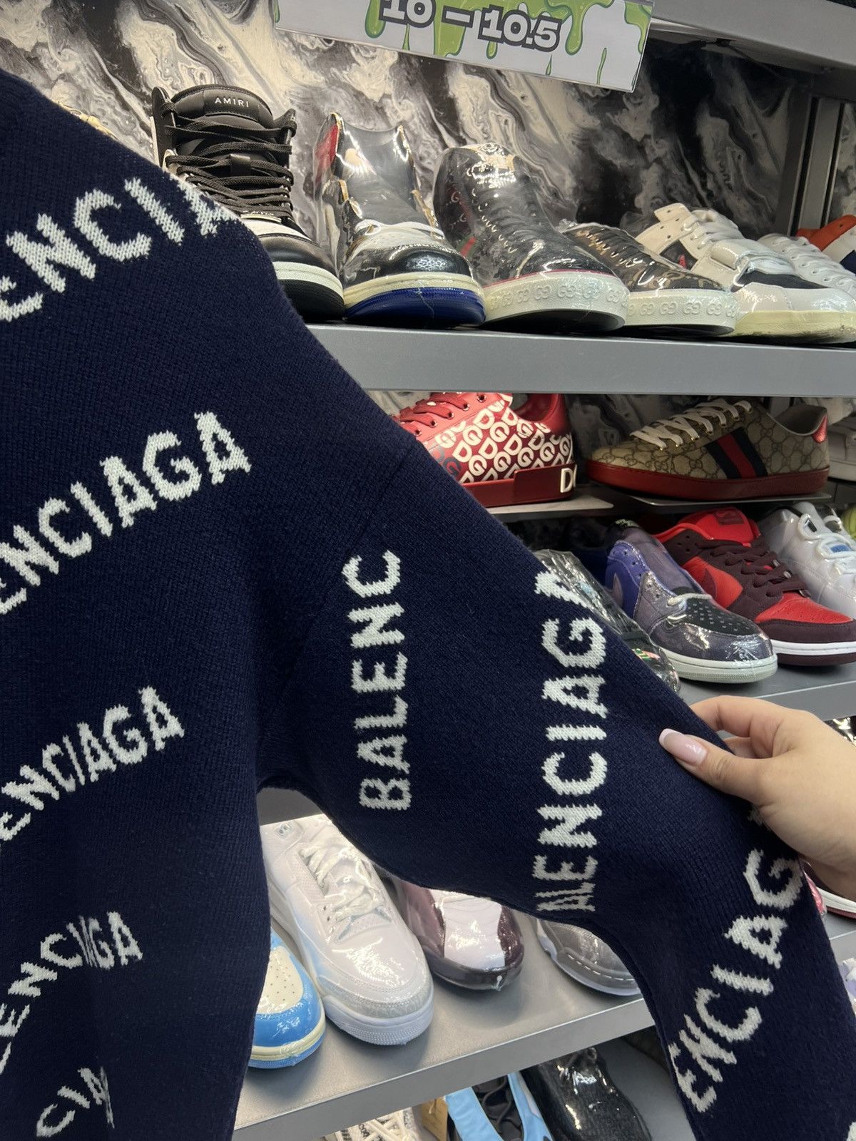 Balenciaga Balenciaga Logo Crewneck Size US L / EU 52-54 / 3 - 5 Thumbnail