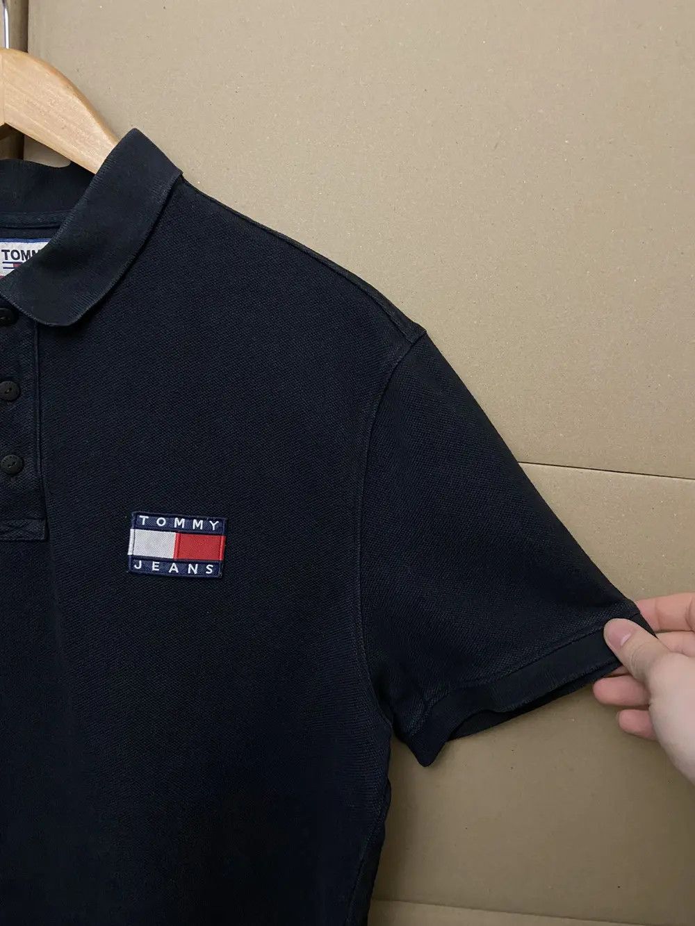 Tommy Hilfiger VINTAGE TOMMY HILFIGER BLACK POLO T SHIRT LUXURY OLD MONEY Size US M / EU 48-50 / 2 - 8 Thumbnail